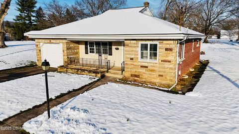 Berwick 30 1108 WALNUT Street Berwick PA 18603