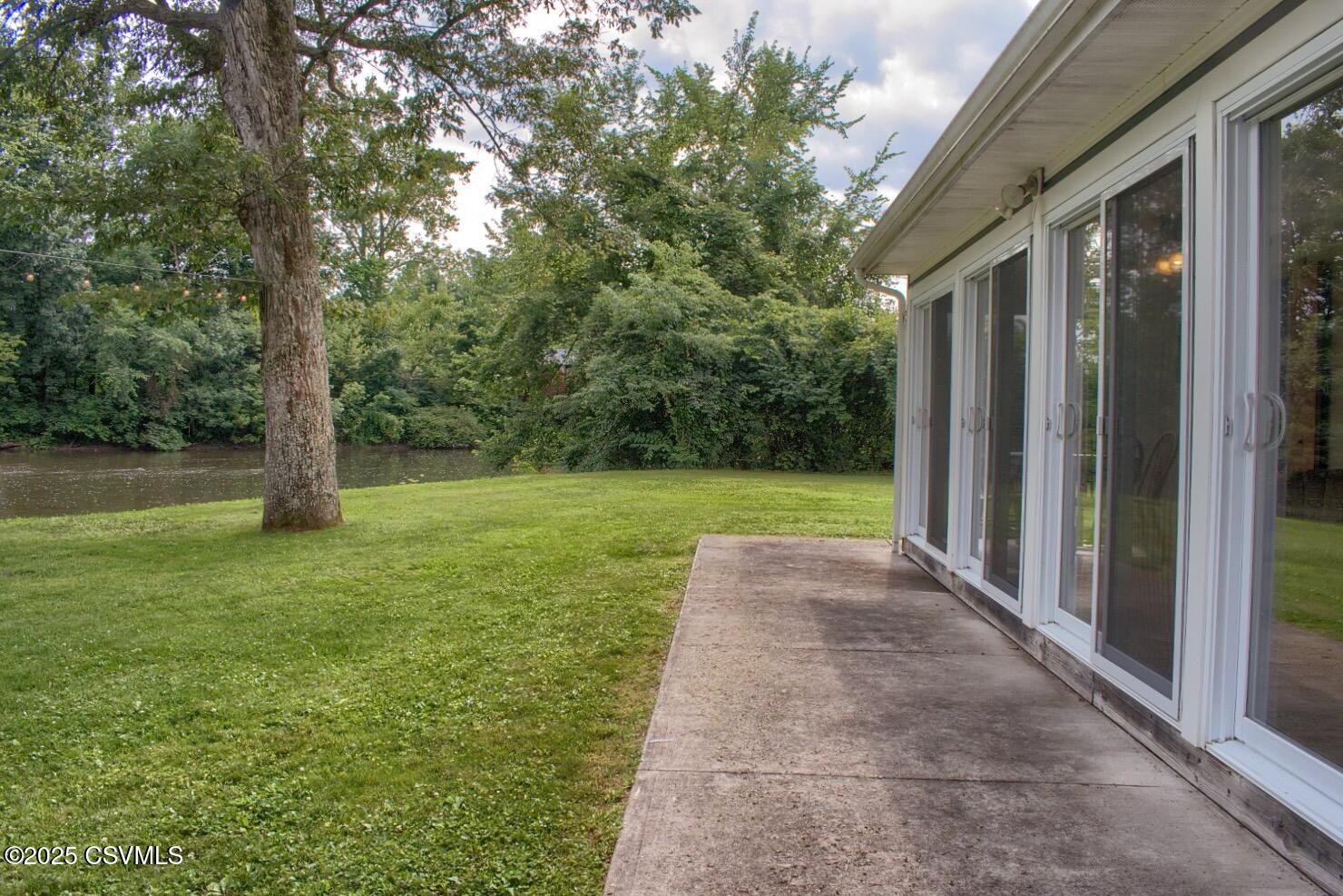 1625 CREEK Road
