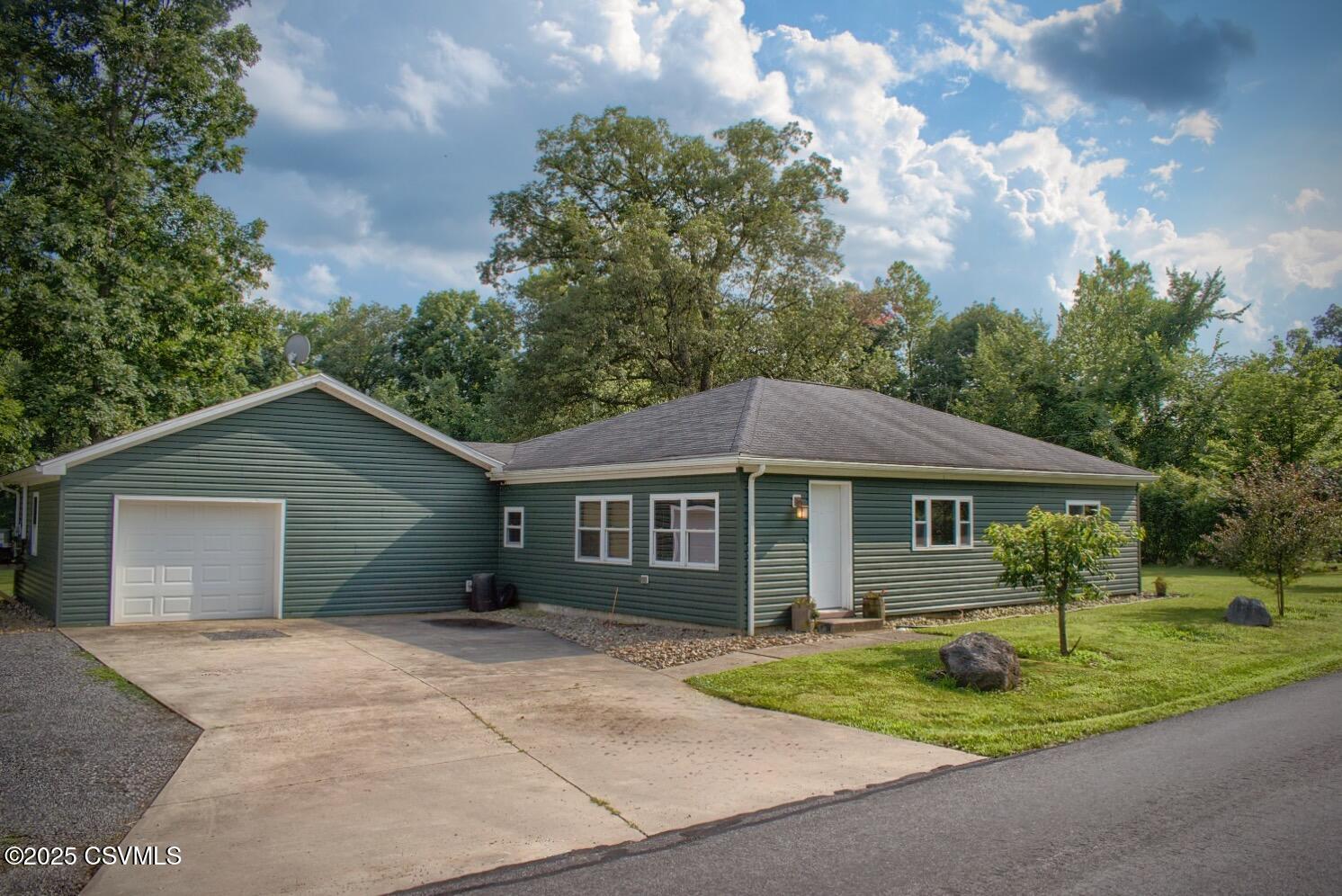 1625 CREEK Road