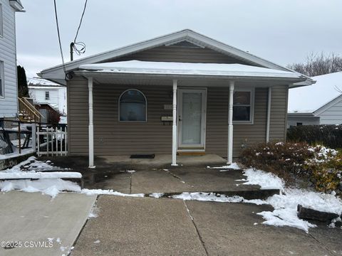 Homes for Sale in Bloomsburg PA 26 1016 E KASE Street Shamokin PA 17872