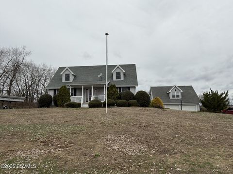 67 ROBIN Lane New Columbia PA 17856