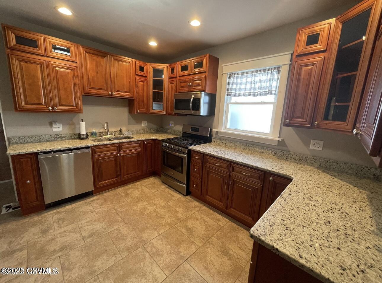 Danville, Pennsylvania 17821, United States, 2 Bedrooms Bedrooms, ,2 BathroomsBathrooms,Residential,Active,121020