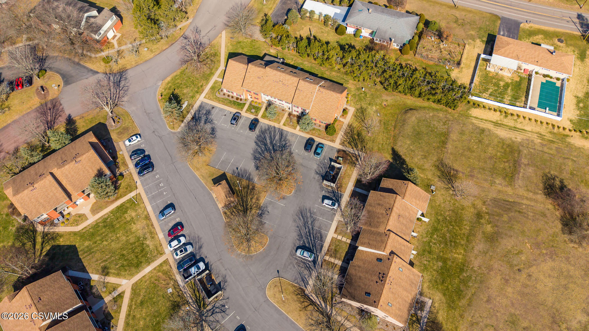 Properties 6 15 PEACHTREE Lane