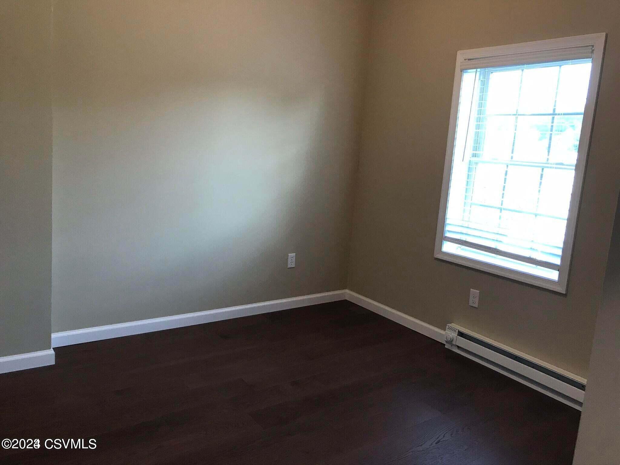 Mifflinburg, Pennsylvania 17844, United States, 1 Bedroom Bedrooms, ,1 BathroomBathrooms,Residential,Active,45551