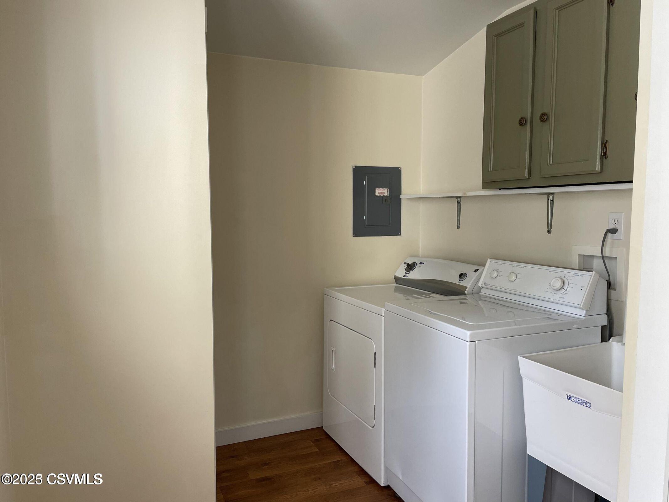 Lewisburg, Pennsylvania 17837, United States, 3 Bedrooms Bedrooms, ,1 BathroomBathrooms,Residential,Active,118796