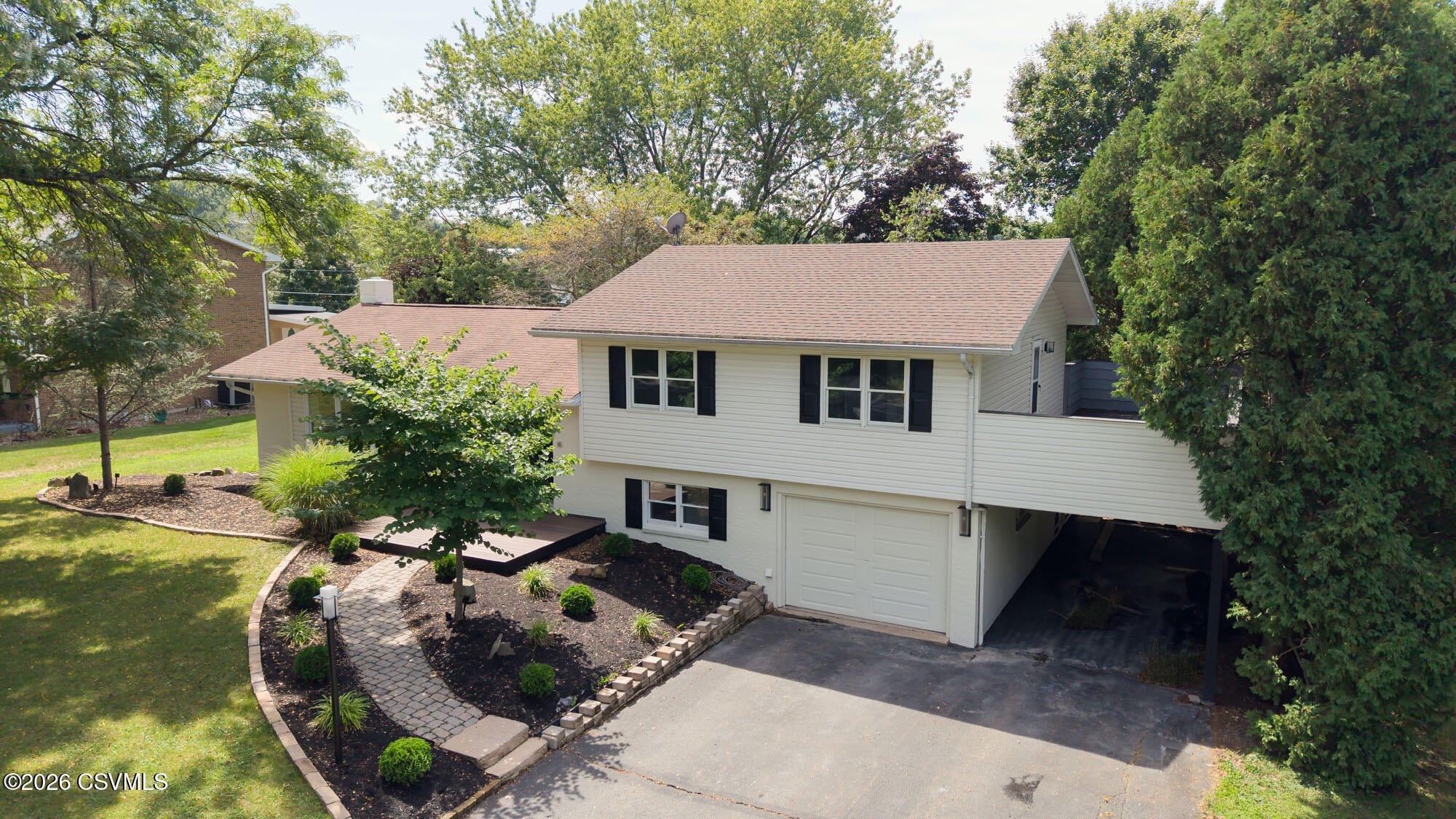 11 hillcrest drive