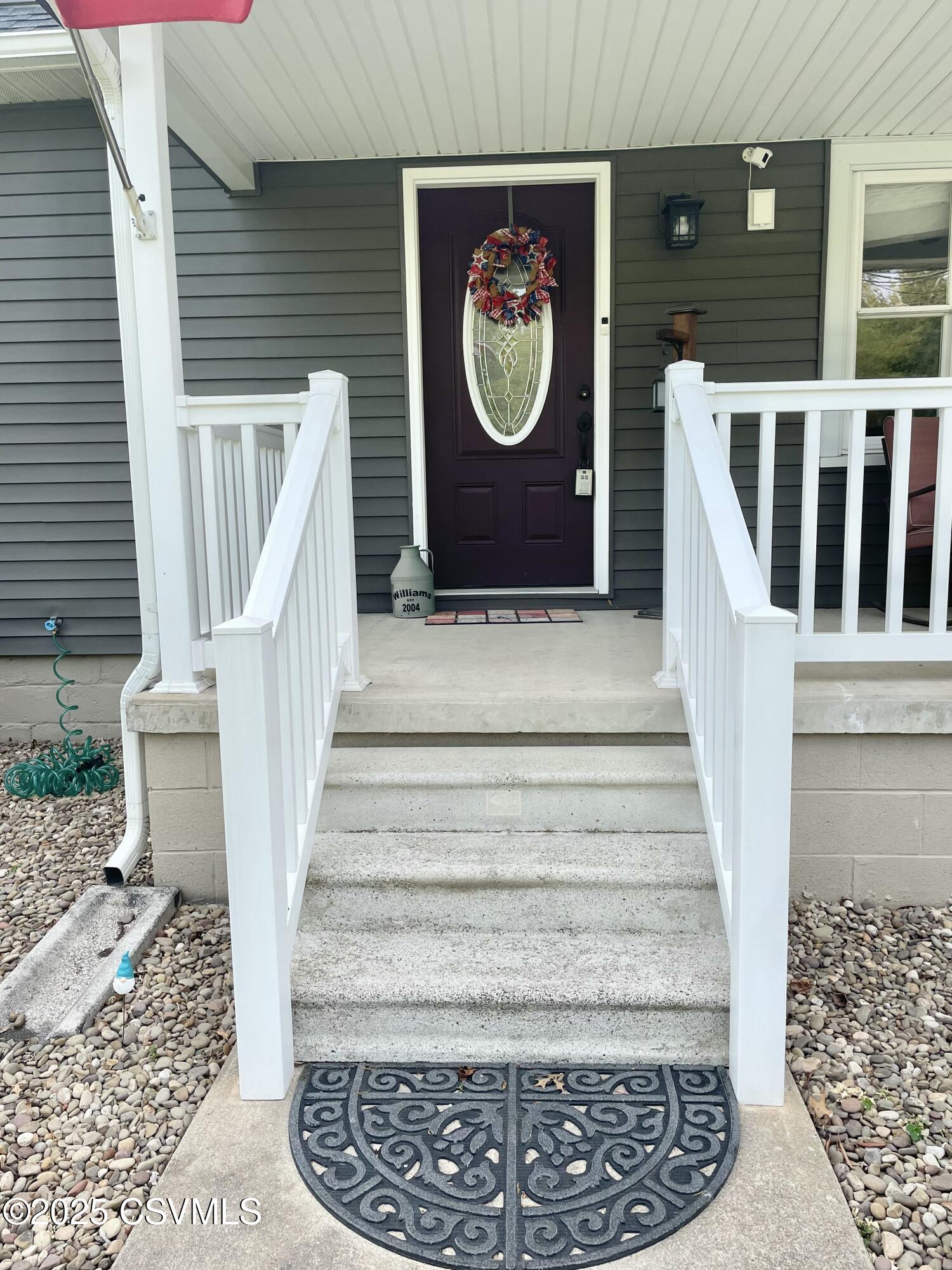 Lewisburg, Pennsylvania 17837, United States, 4 Bedrooms Bedrooms, ,2 BathroomsBathrooms,Residential,Active,121178