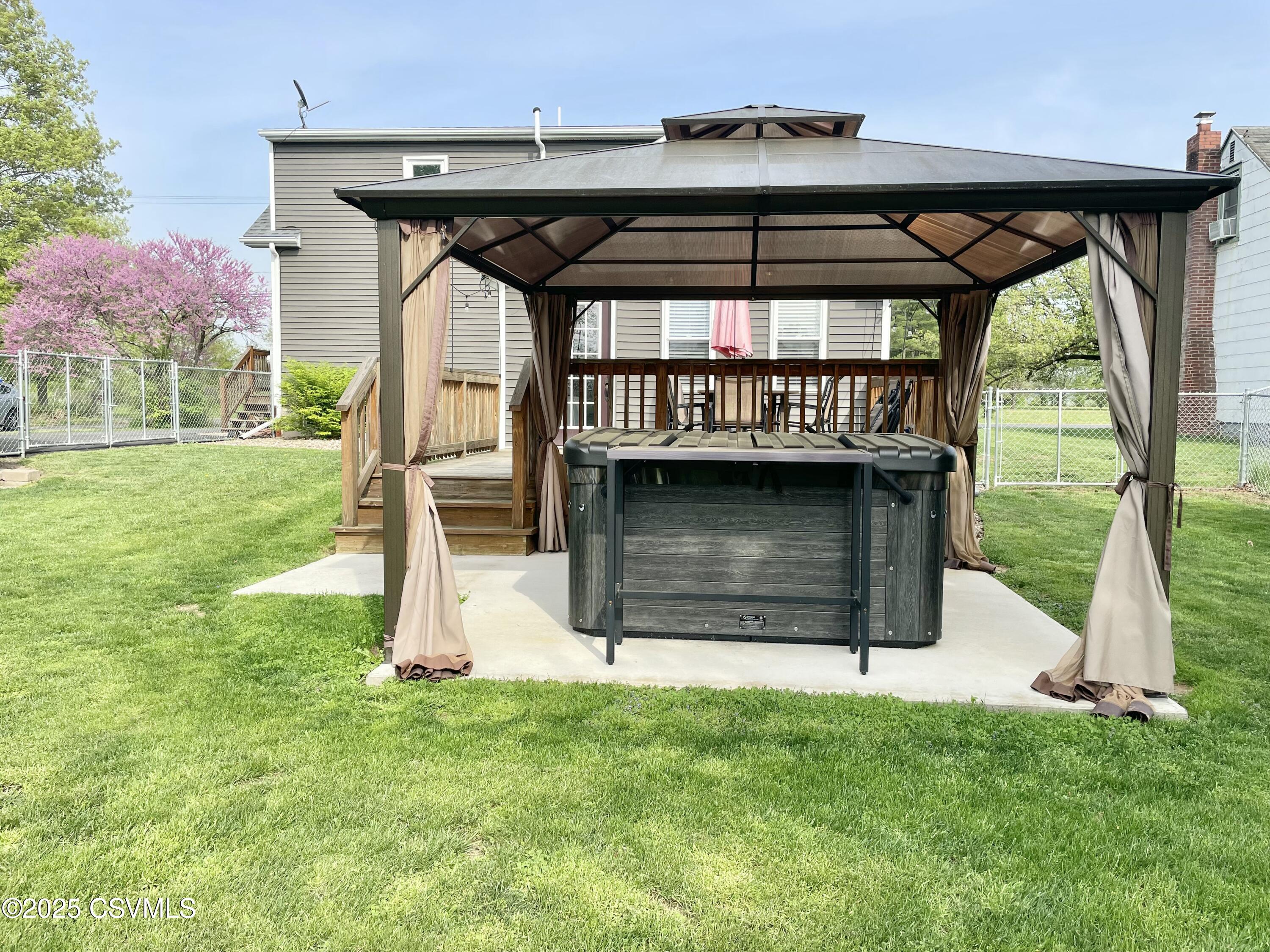 Lewisburg, Pennsylvania 17837, United States, 4 Bedrooms Bedrooms, ,2 BathroomsBathrooms,Residential,Active,121178