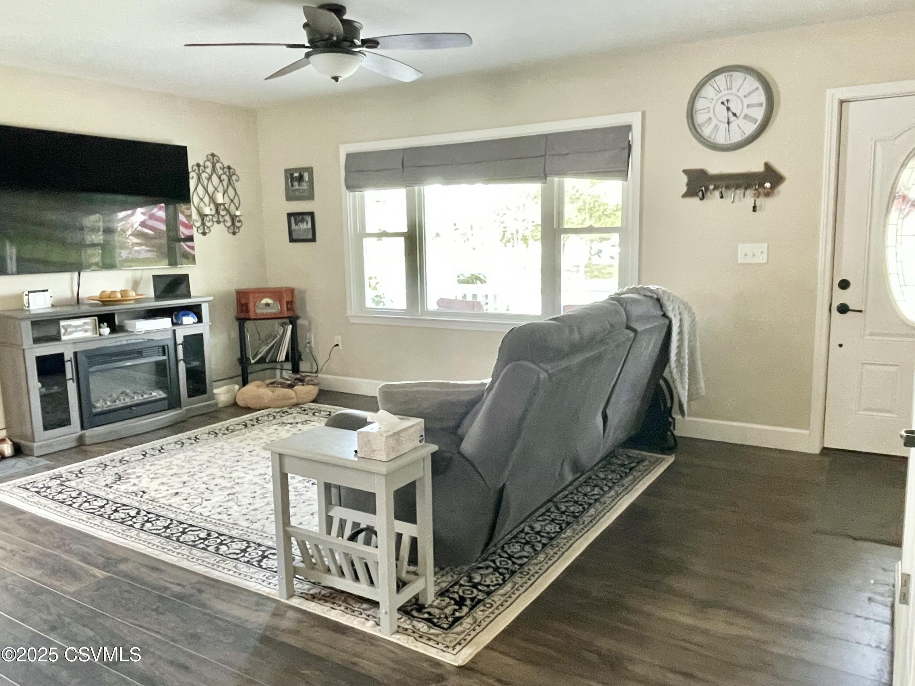 Lewisburg, Pennsylvania 17837, United States, 4 Bedrooms Bedrooms, ,2 BathroomsBathrooms,Residential,Active,121178