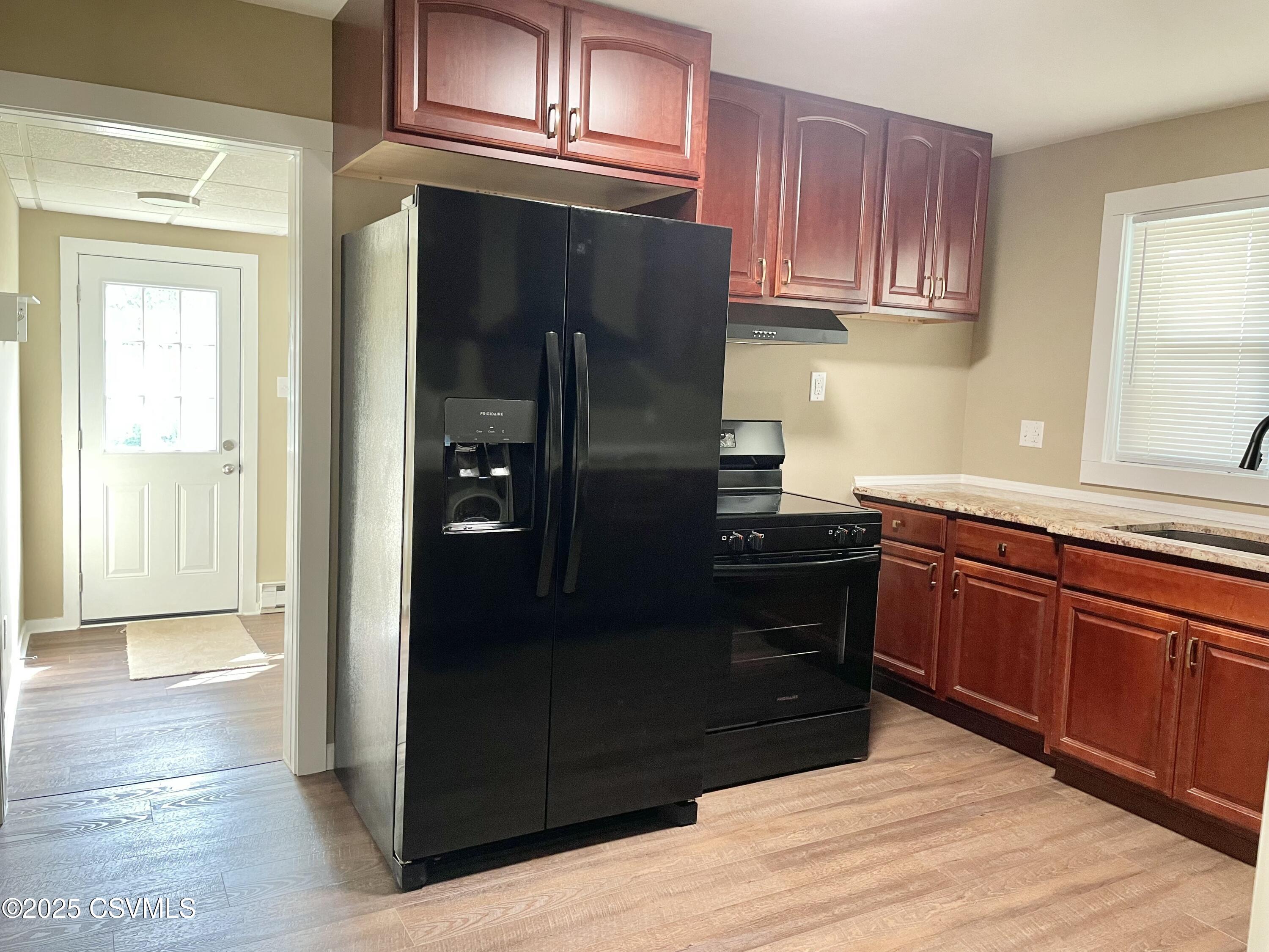 Lewisburg, Pennsylvania 17837, United States, 3 Bedrooms Bedrooms, ,1 BathroomBathrooms,Residential,Active,170904