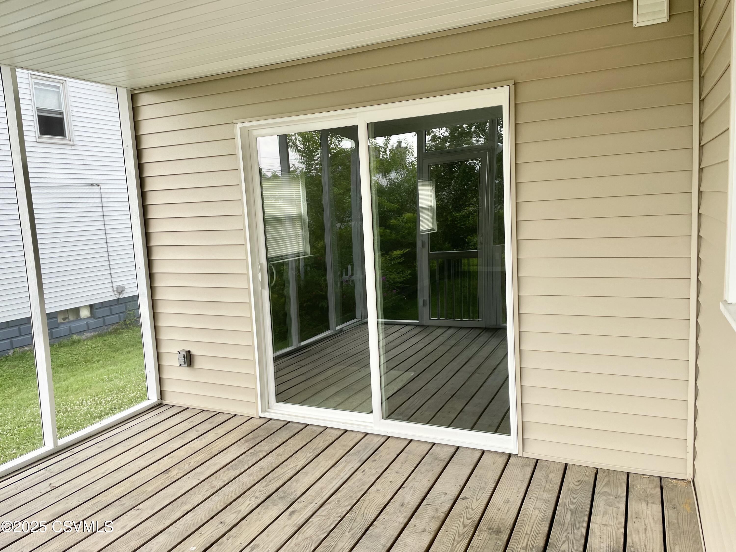 Lewisburg, Pennsylvania 17837, United States, 3 Bedrooms Bedrooms, ,1 BathroomBathrooms,Residential,Active,170904