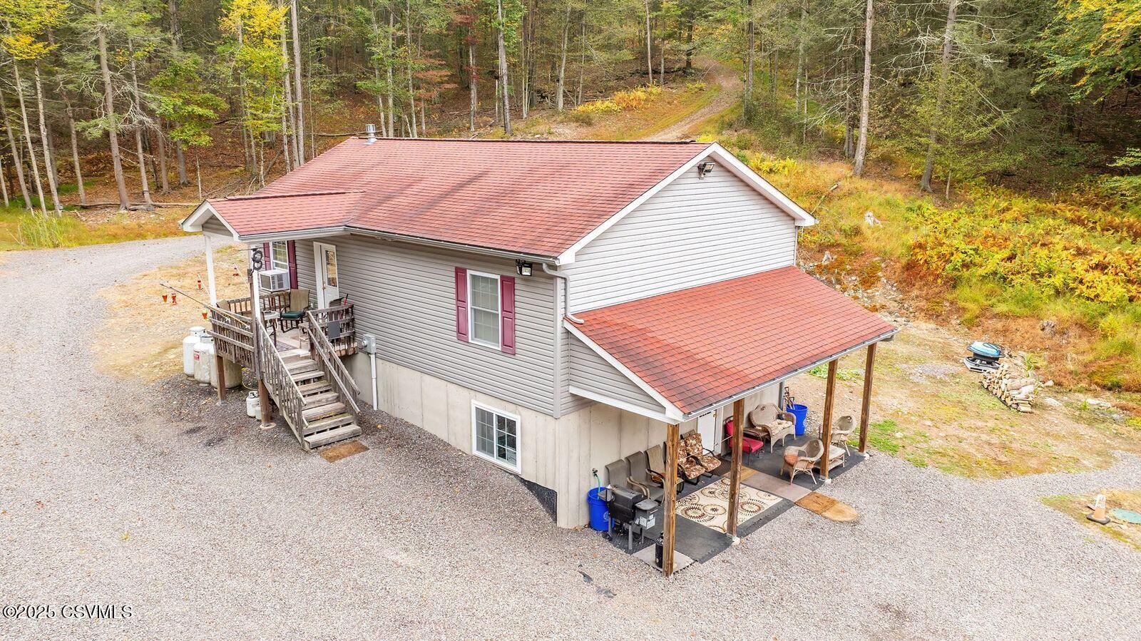 Properties 3 LUCKY 7 Lane