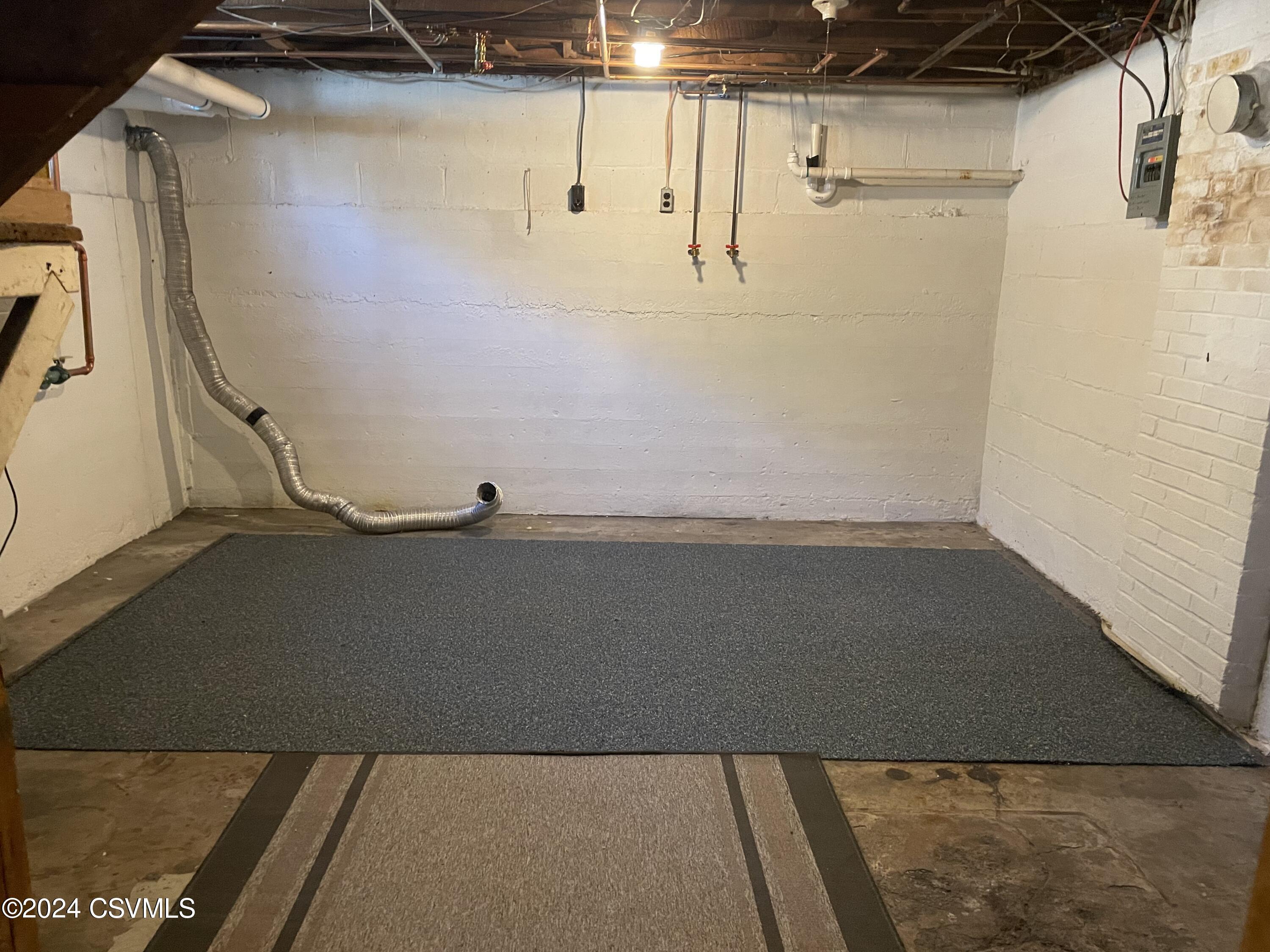 Lewisburg, Pennsylvania 17837, United States, 3 Bedrooms Bedrooms, ,1 BathroomBathrooms,Residential,Active,55647