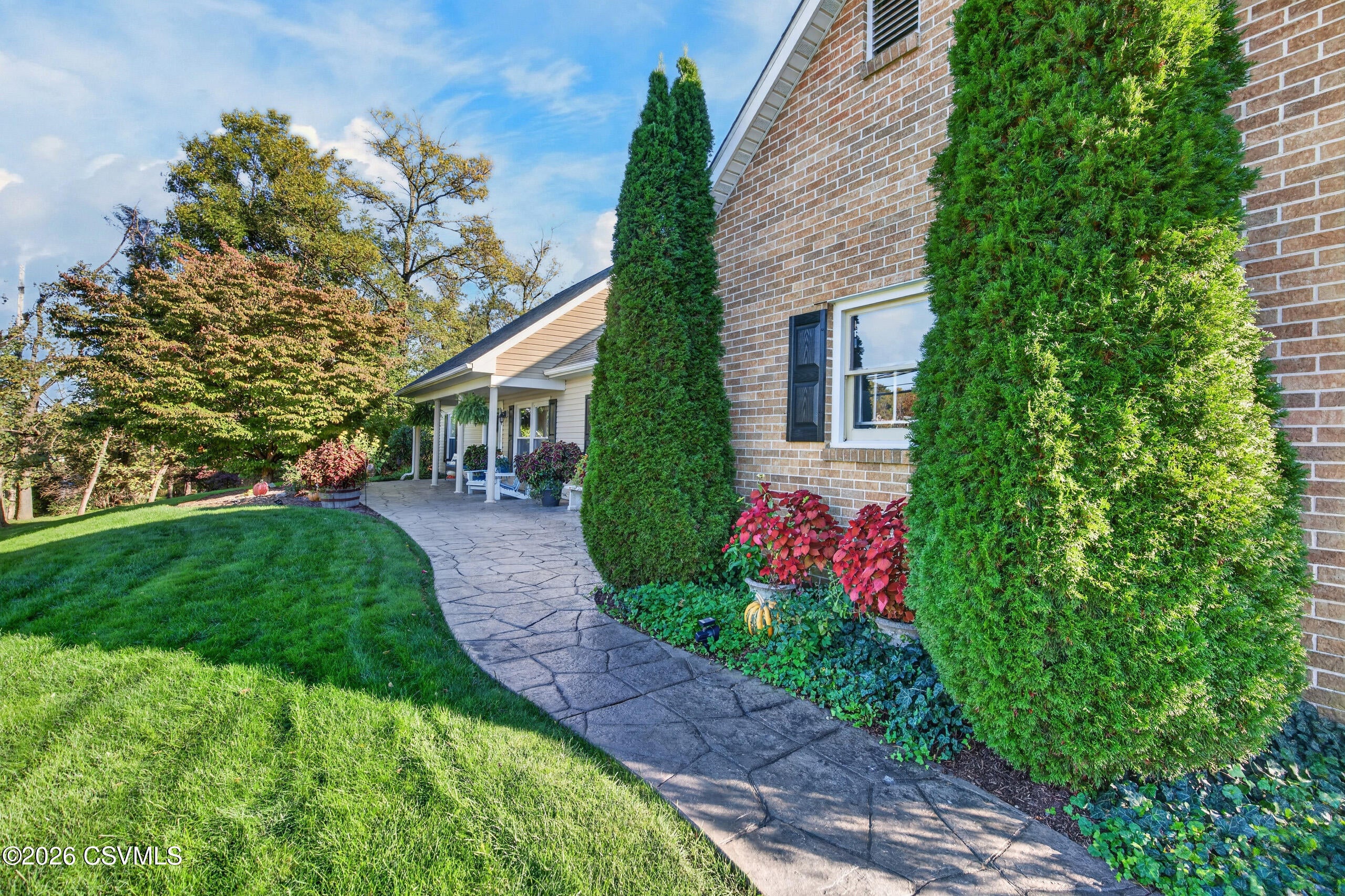 13 montcalm place