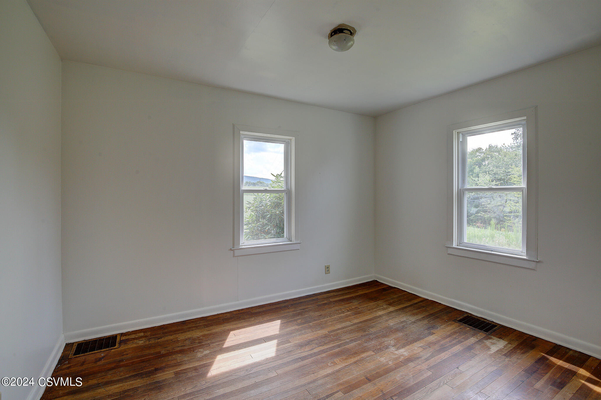 Nescopeck, Pennsylvania 18635, United States, 3 Bedrooms Bedrooms, ,2 BathroomsBathrooms,Residential,Active,50581