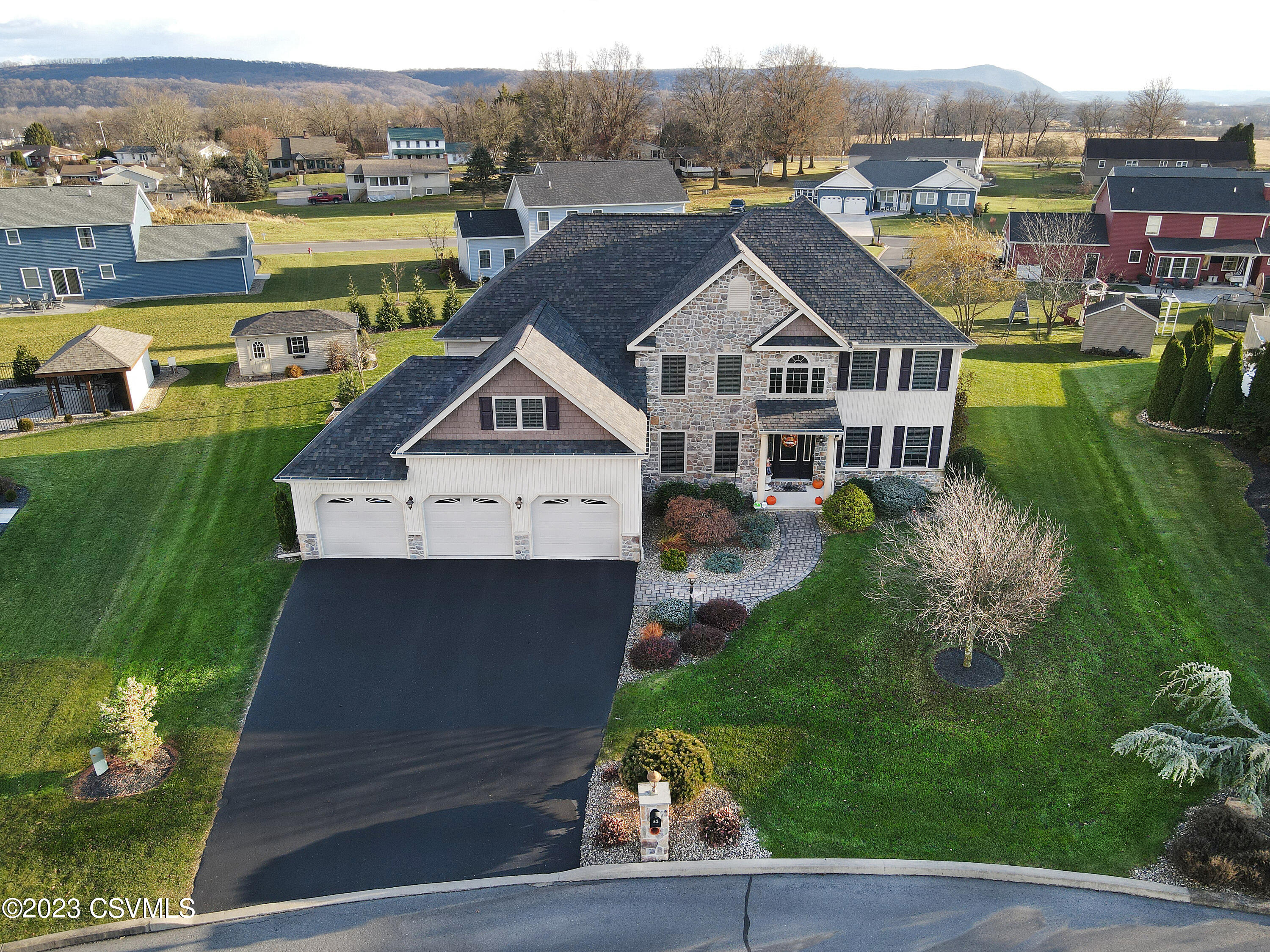 Selinsgrove, Pennsylvania 17870, United States, 5 Bedrooms Bedrooms, ,6 BathroomsBathrooms,Residential,Active,68336