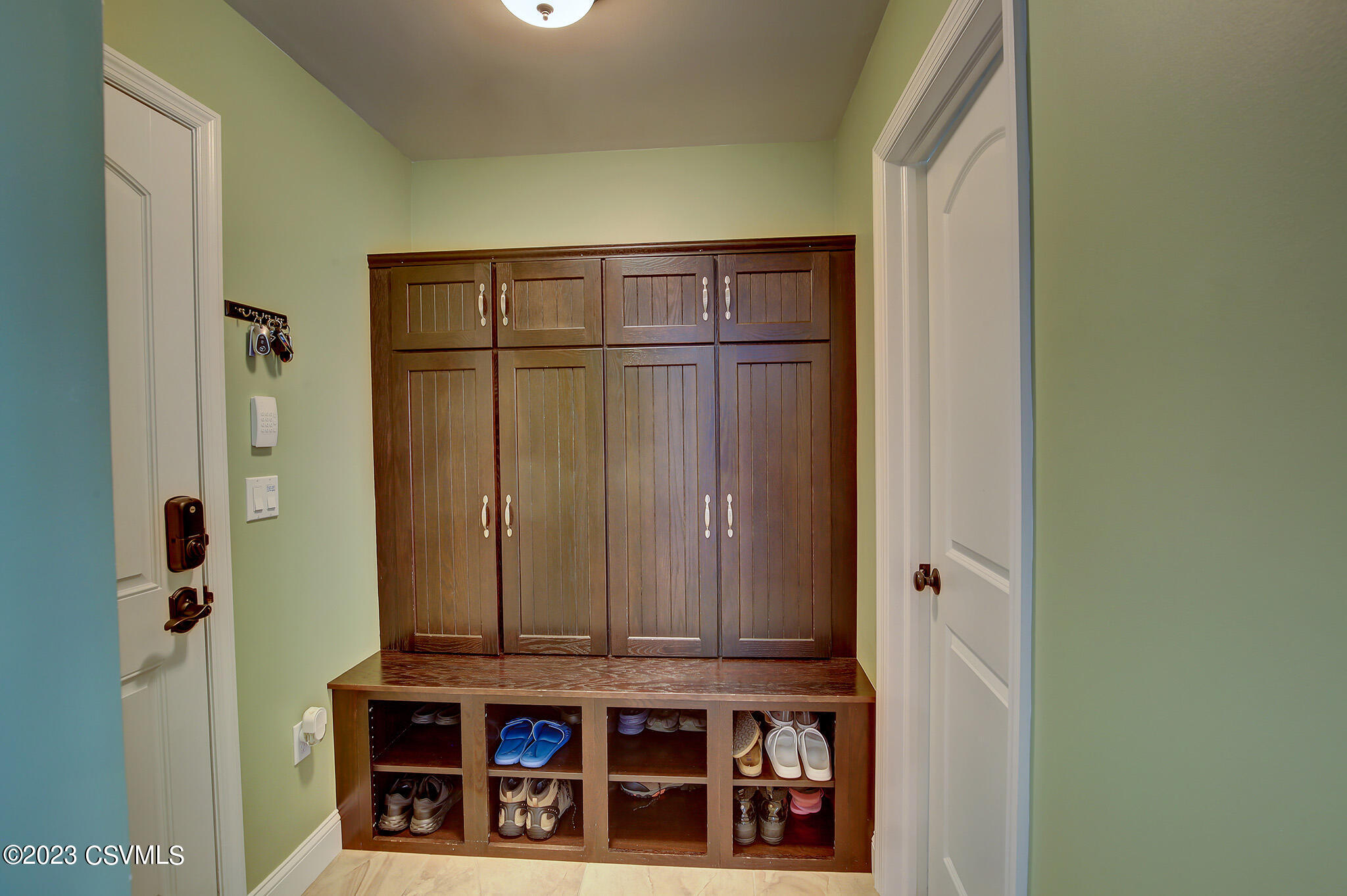 Selinsgrove, Pennsylvania 17870, United States, 5 Bedrooms Bedrooms, ,6 BathroomsBathrooms,Residential,Active,68336