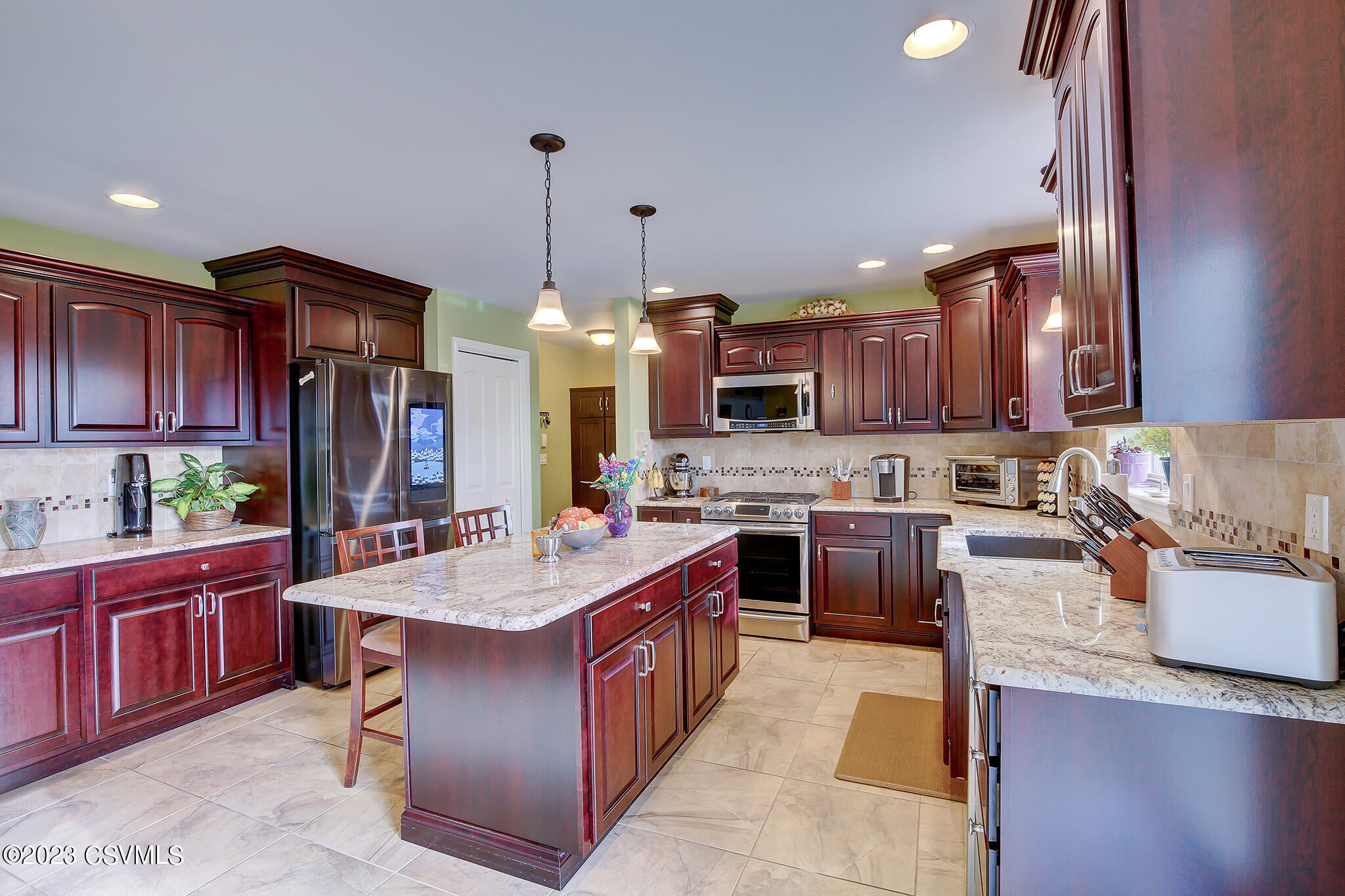 Selinsgrove, Pennsylvania 17870, United States, 5 Bedrooms Bedrooms, ,6 BathroomsBathrooms,Residential,Active,68336