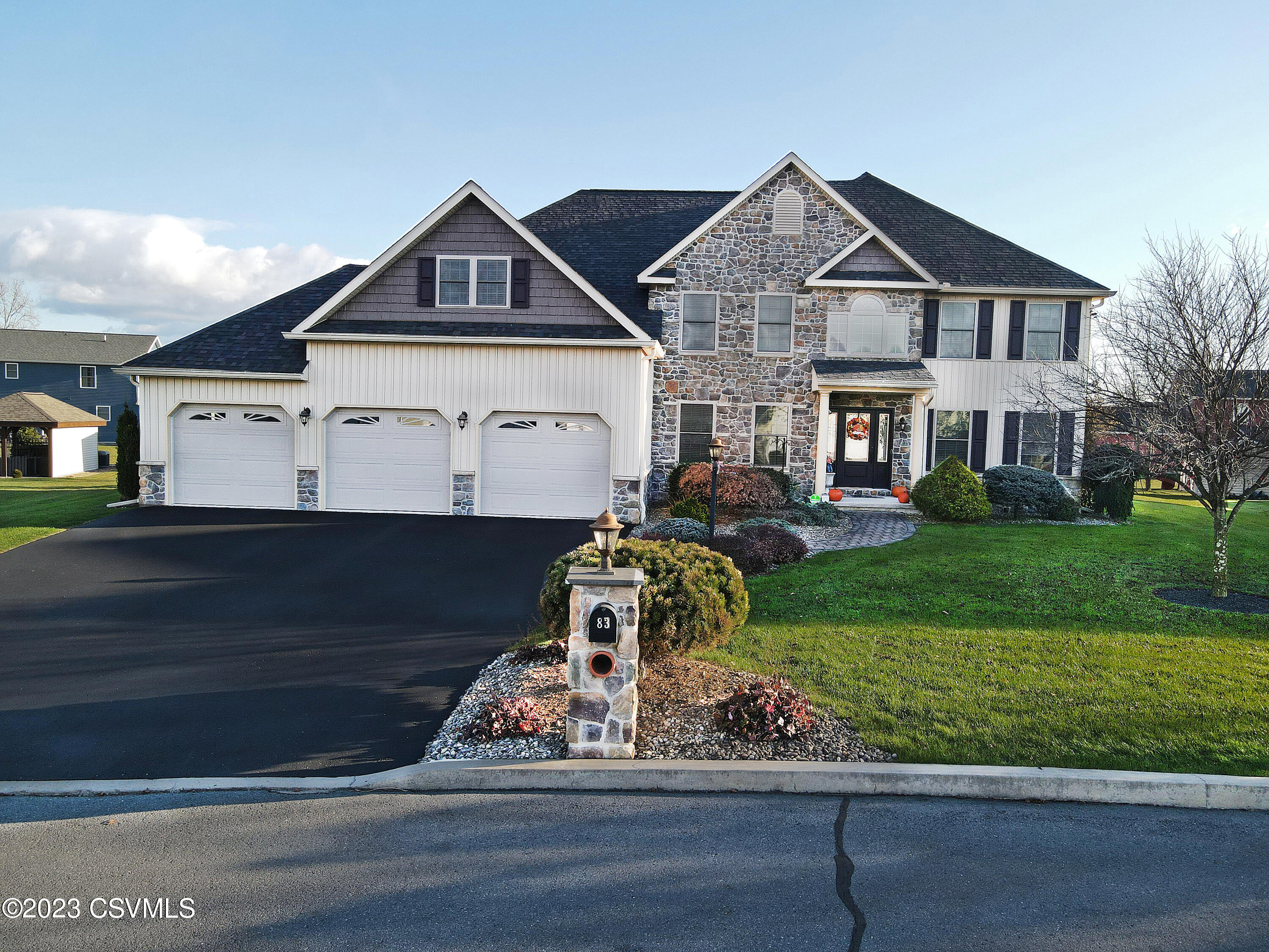 Selinsgrove, Pennsylvania 17870, United States, 5 Bedrooms Bedrooms, ,6 BathroomsBathrooms,Residential,Active,68336