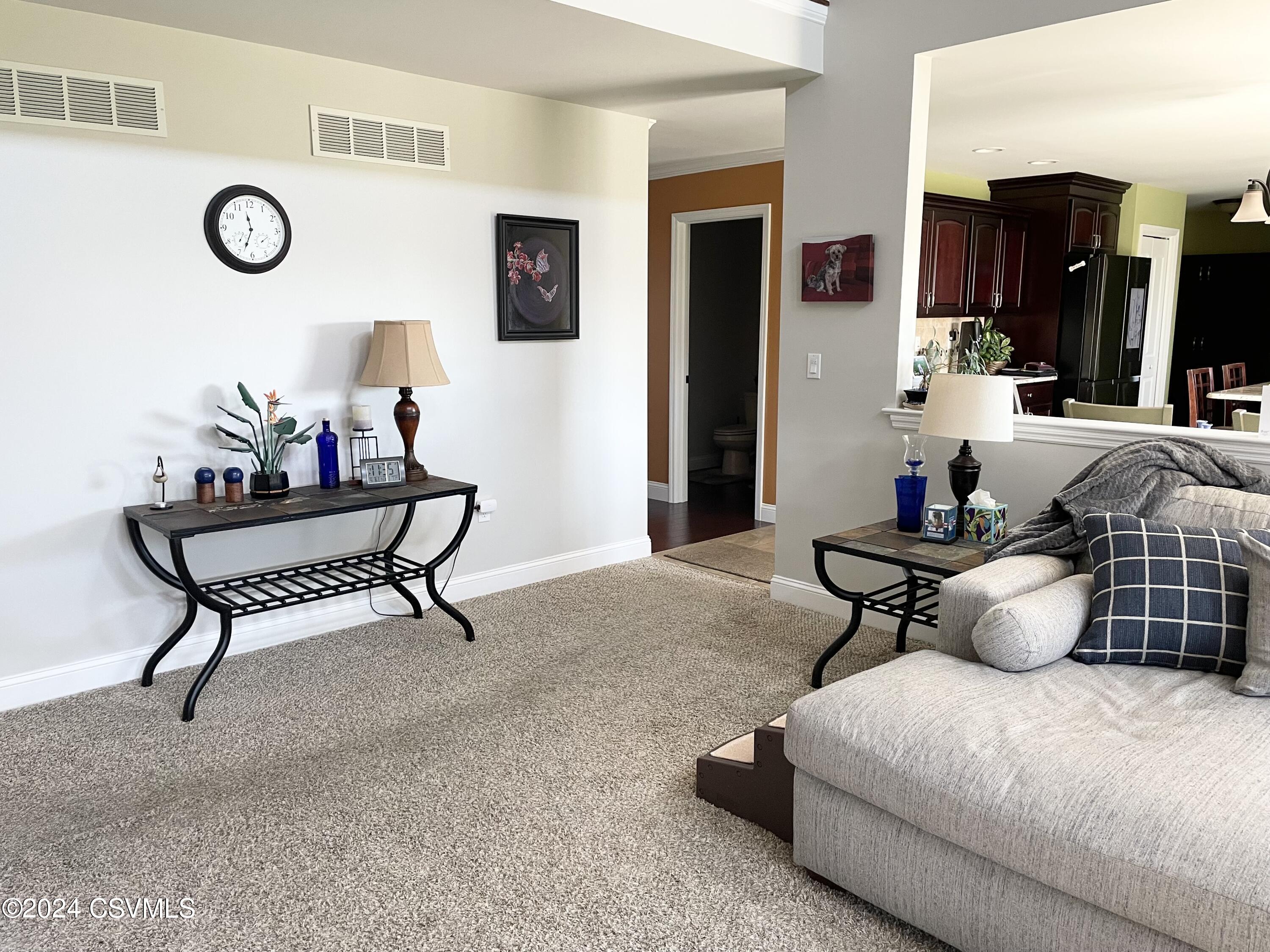 Selinsgrove, Pennsylvania 17870, United States, 5 Bedrooms Bedrooms, ,6 BathroomsBathrooms,Residential,Active,68336