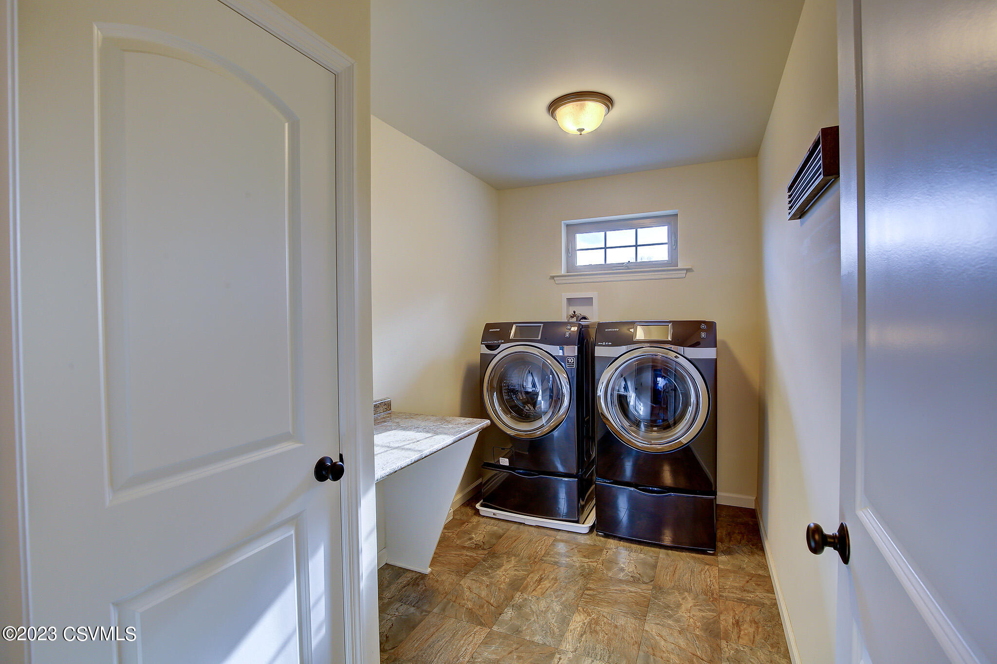 Selinsgrove, Pennsylvania 17870, United States, 5 Bedrooms Bedrooms, ,6 BathroomsBathrooms,Residential,Active,68336