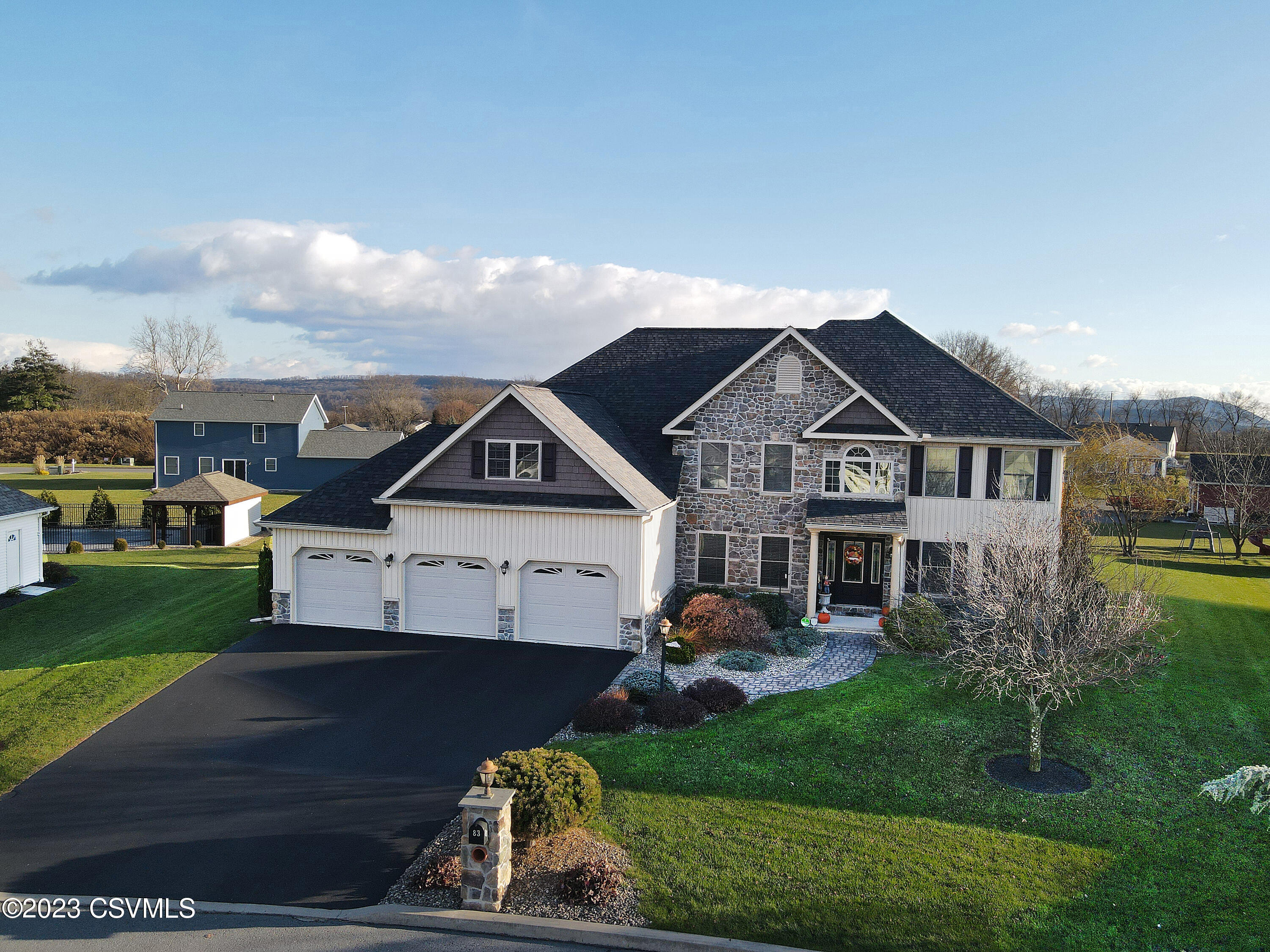 Selinsgrove, Pennsylvania 17870, United States, 5 Bedrooms Bedrooms, ,6 BathroomsBathrooms,Residential,Active,68336