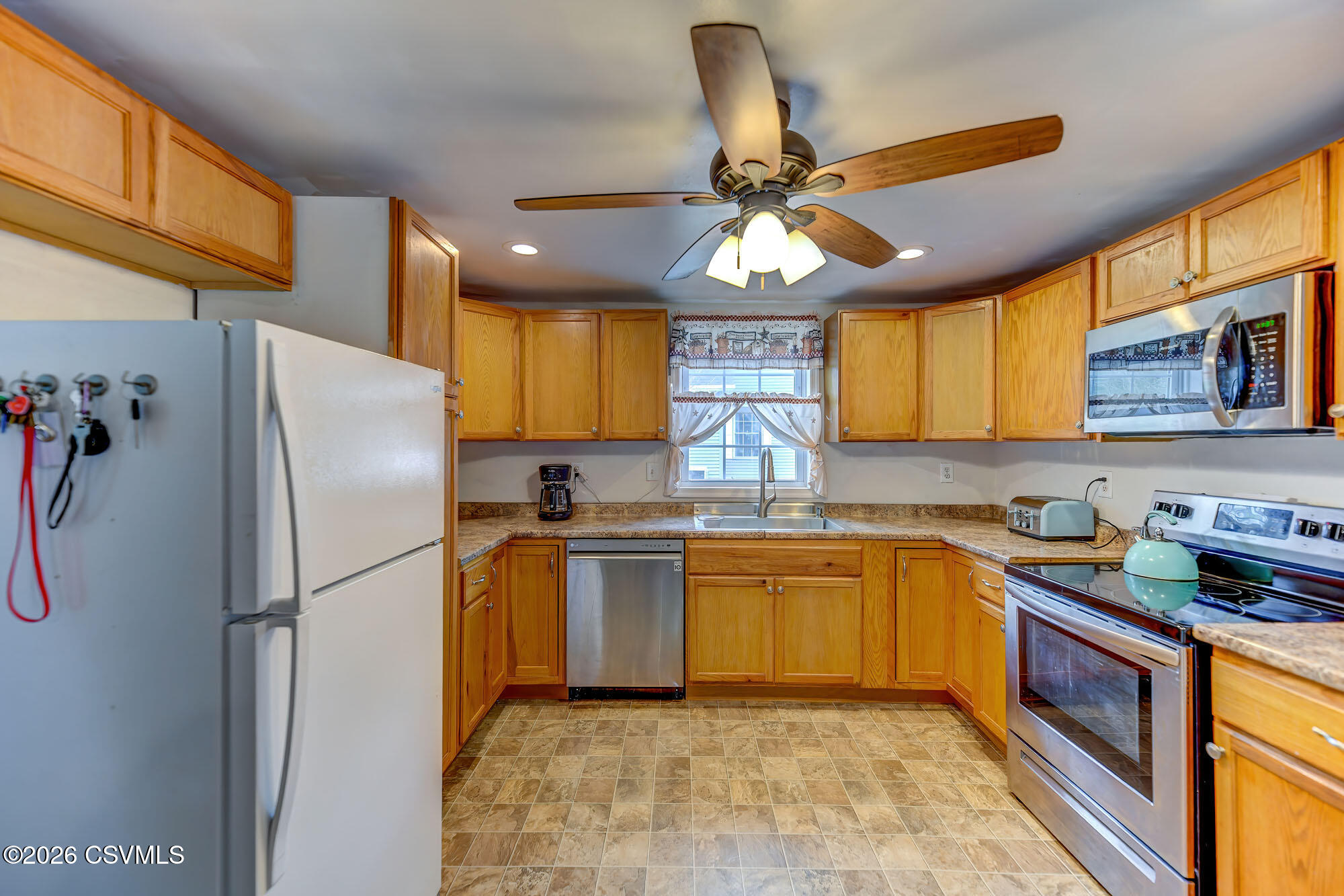 Properties 4 6595 2nd street