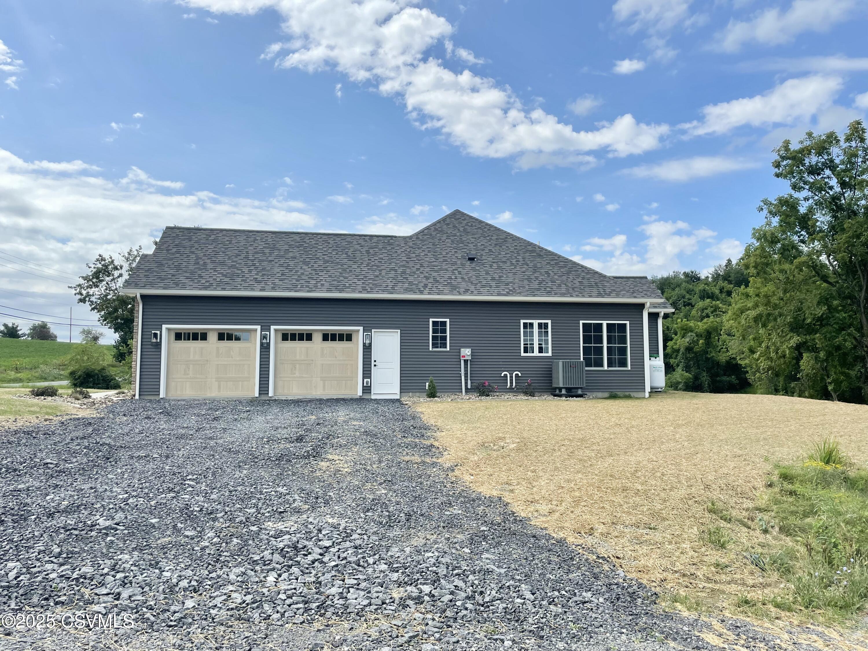 Lewisburg, Pennsylvania 17837, United States, 3 Bedrooms Bedrooms, ,2 BathroomsBathrooms,Residential,Active,84137