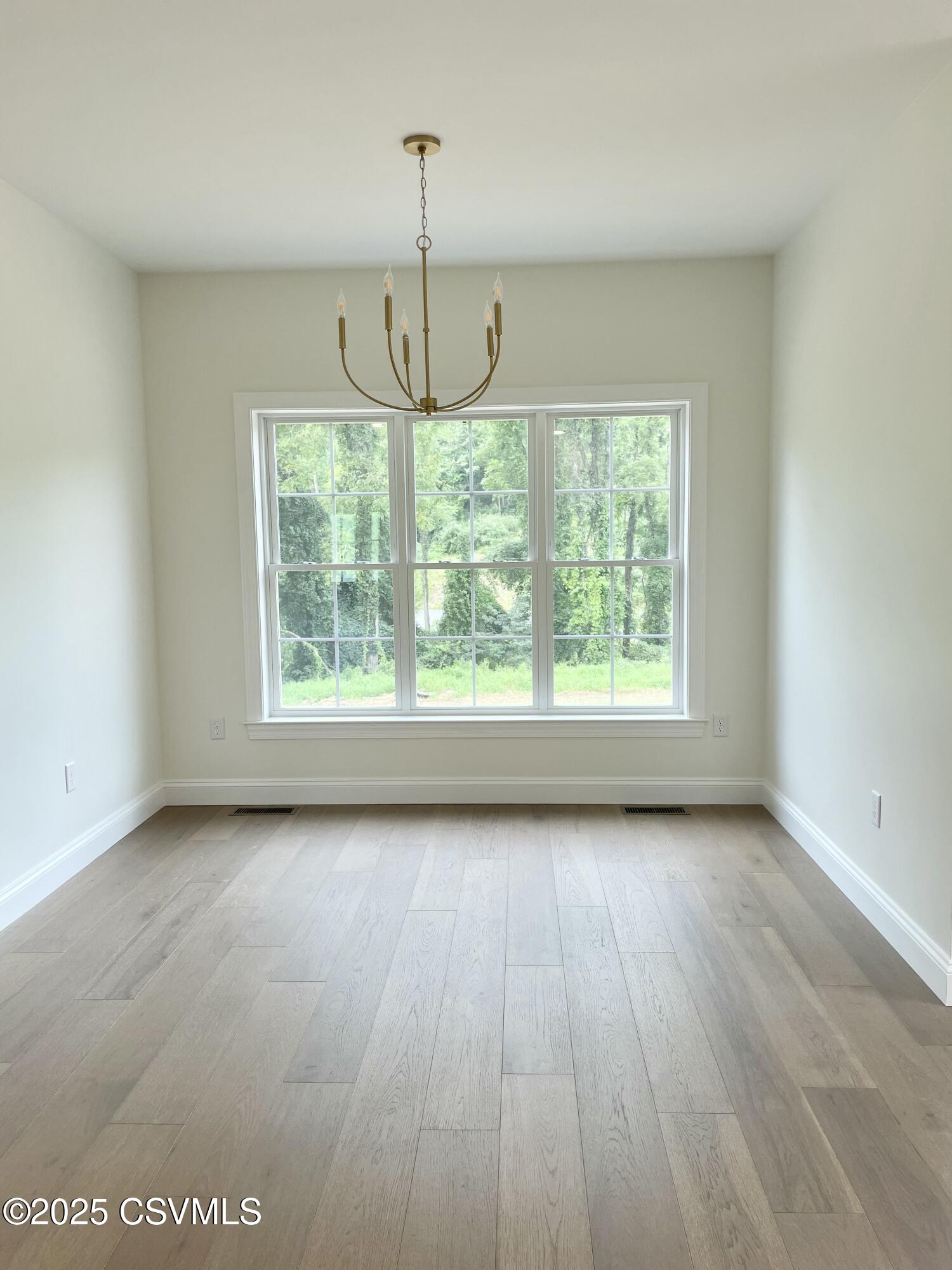 Lewisburg, Pennsylvania 17837, United States, 3 Bedrooms Bedrooms, ,2 BathroomsBathrooms,Residential,Active,84137