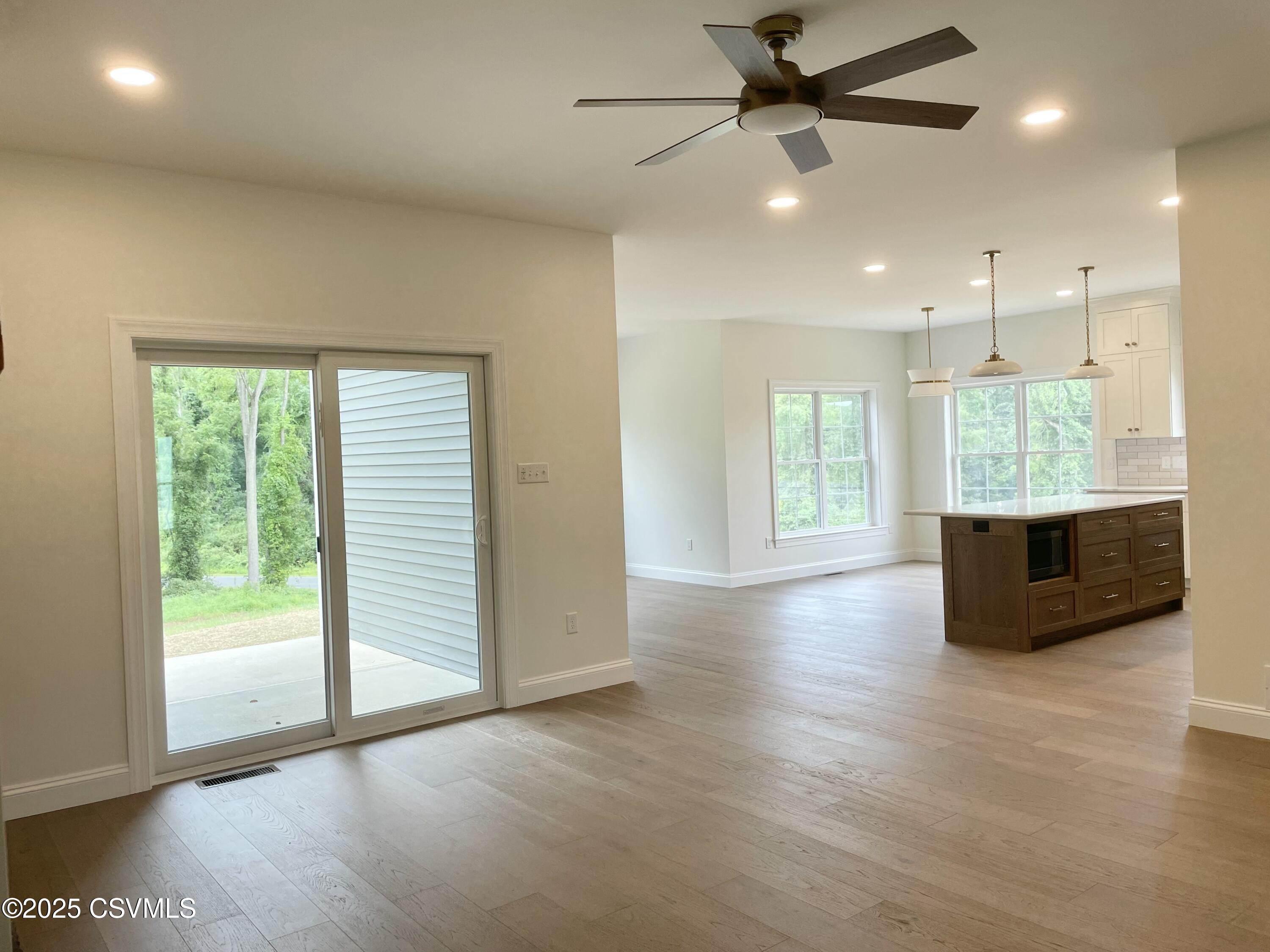 Lewisburg, Pennsylvania 17837, United States, 3 Bedrooms Bedrooms, ,2 BathroomsBathrooms,Residential,Active,84137