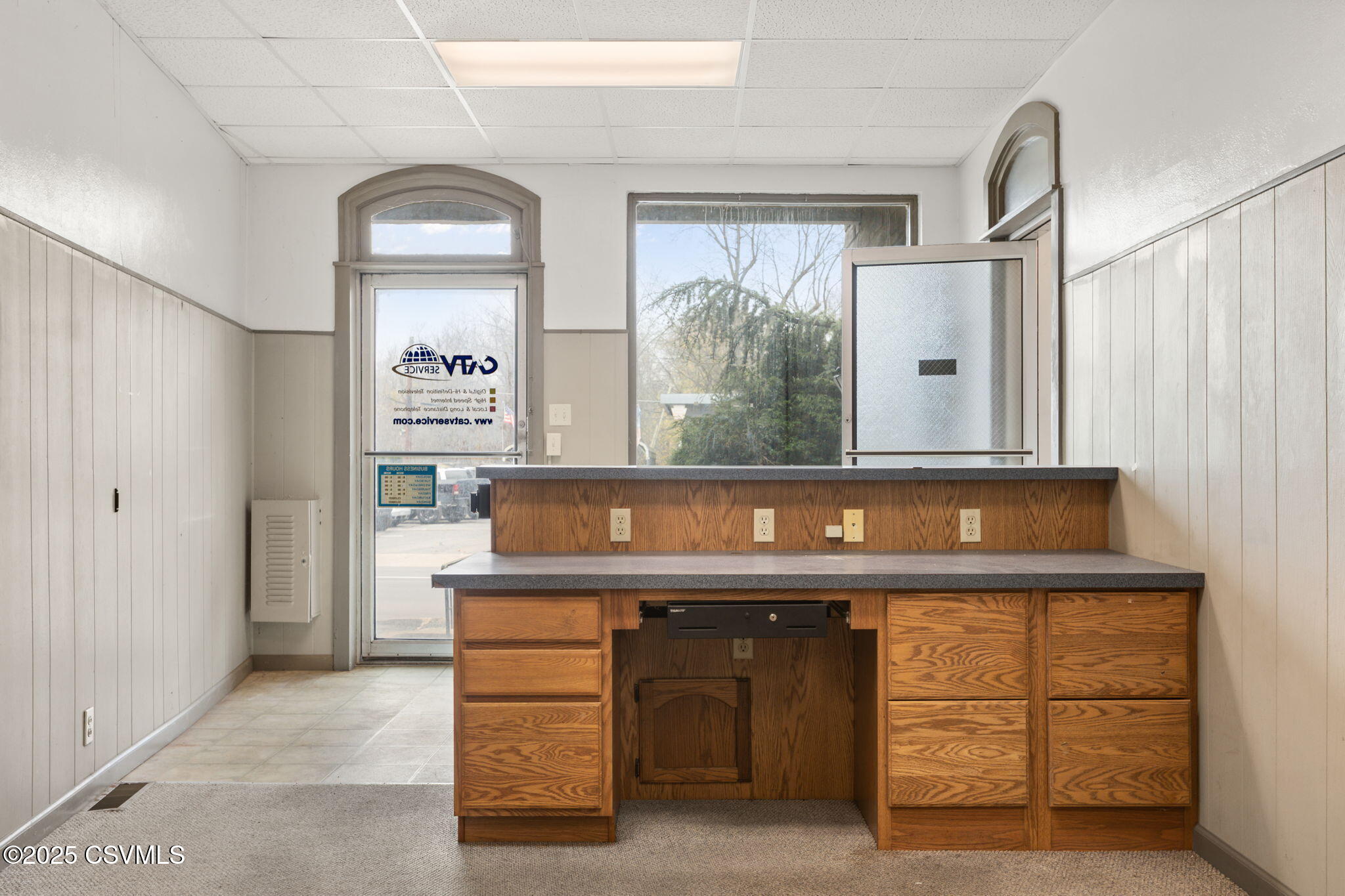 Properties 4 15 N FRONT Street