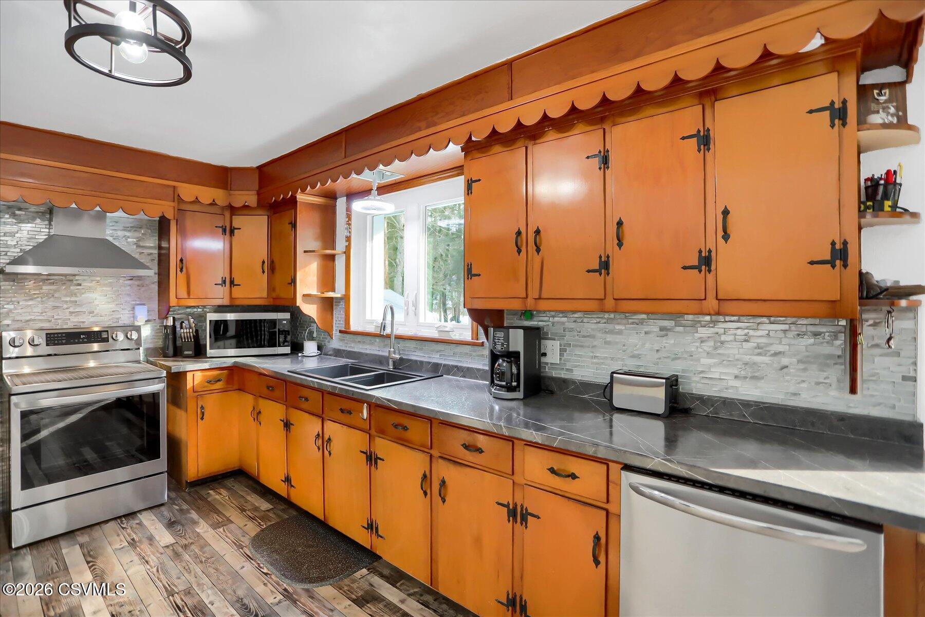 1795 WHITE DEER Pike