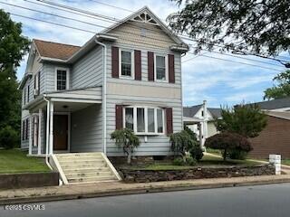 441 RAILROAD Street
