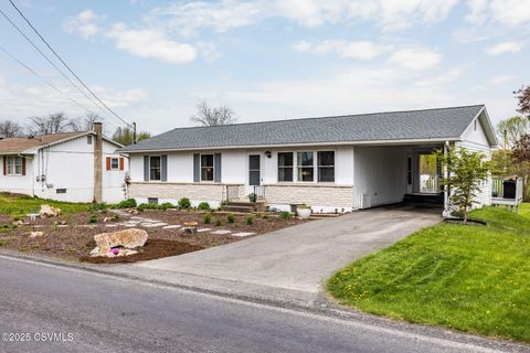1512 St Mary Street, Lewisburg, PA 17837 - MLS#: 20-100121