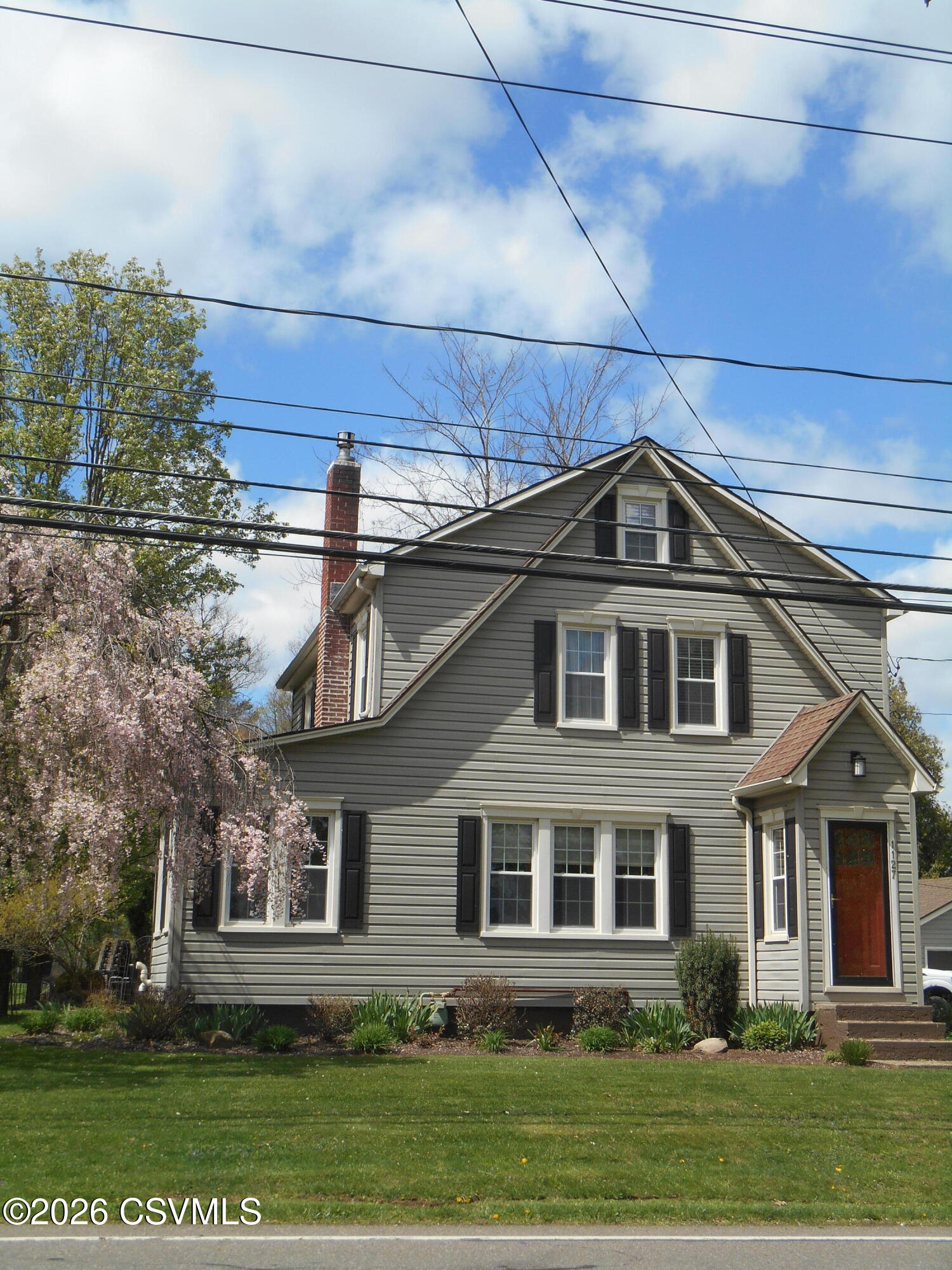 Properties 3 1127 lightstreet road