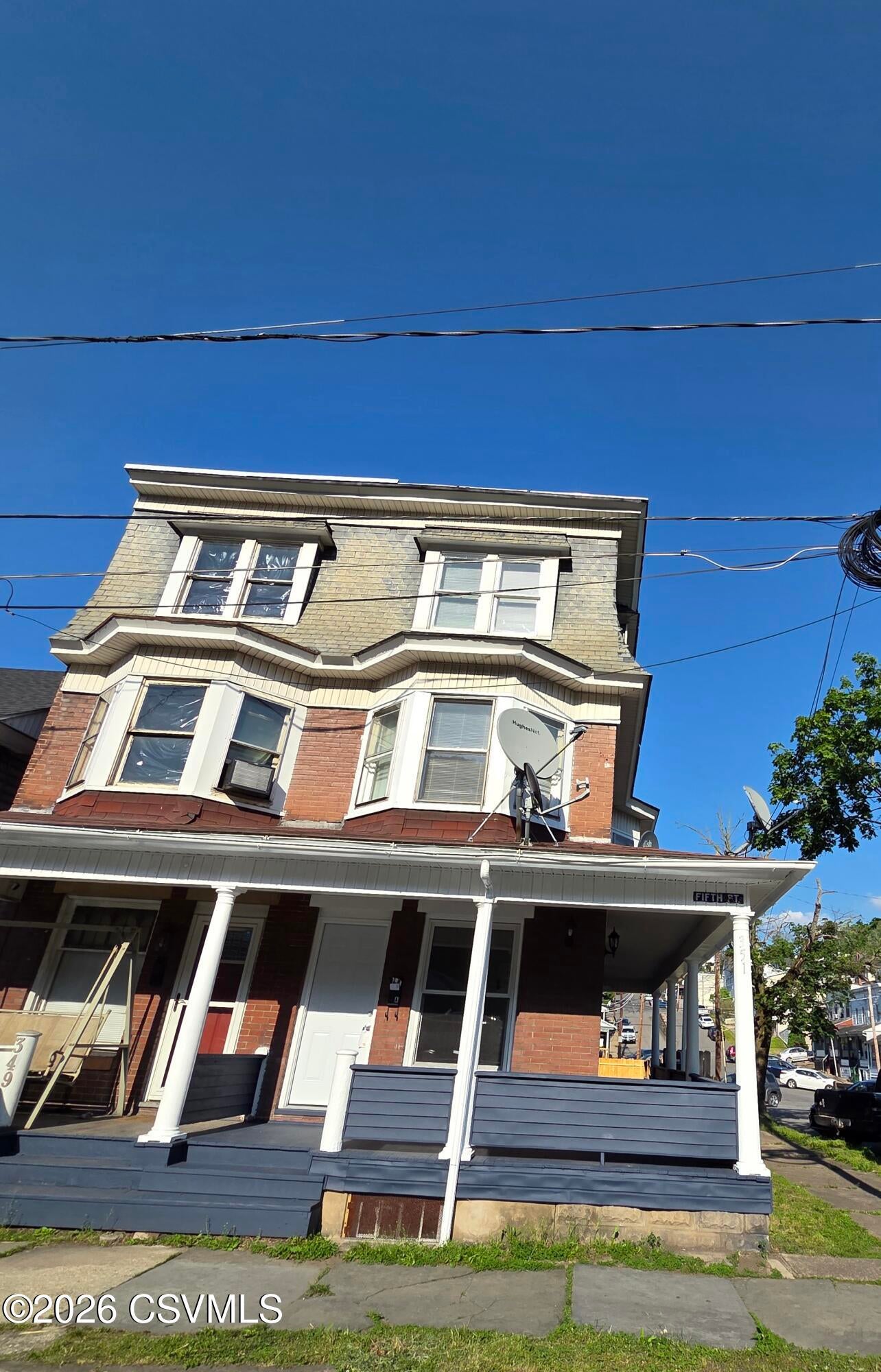 351 S 5TH Street