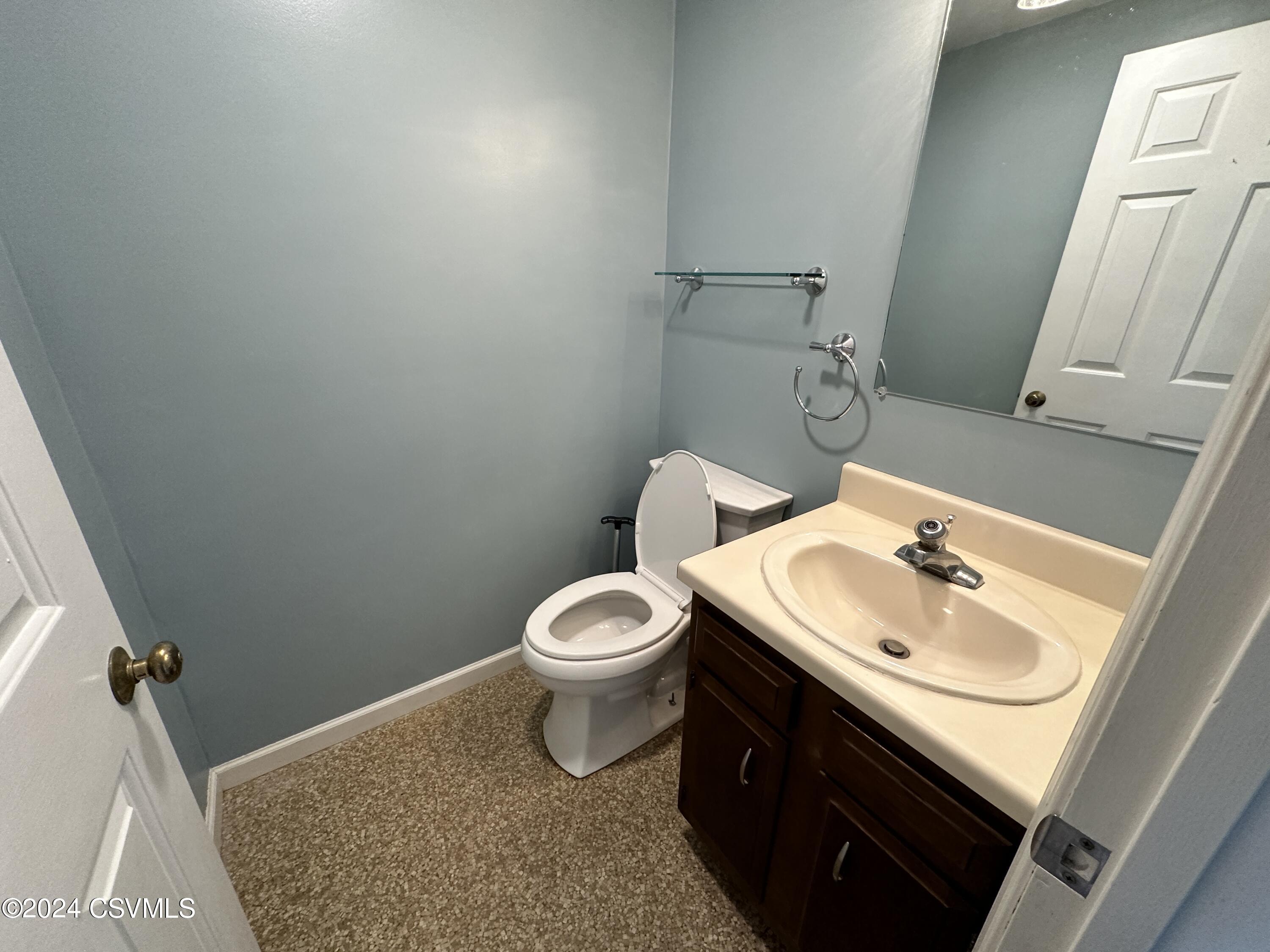 Danville, Pennsylvania 17821, United States, 2 Bedrooms Bedrooms, ,2 BathroomsBathrooms,Residential,Active,54388