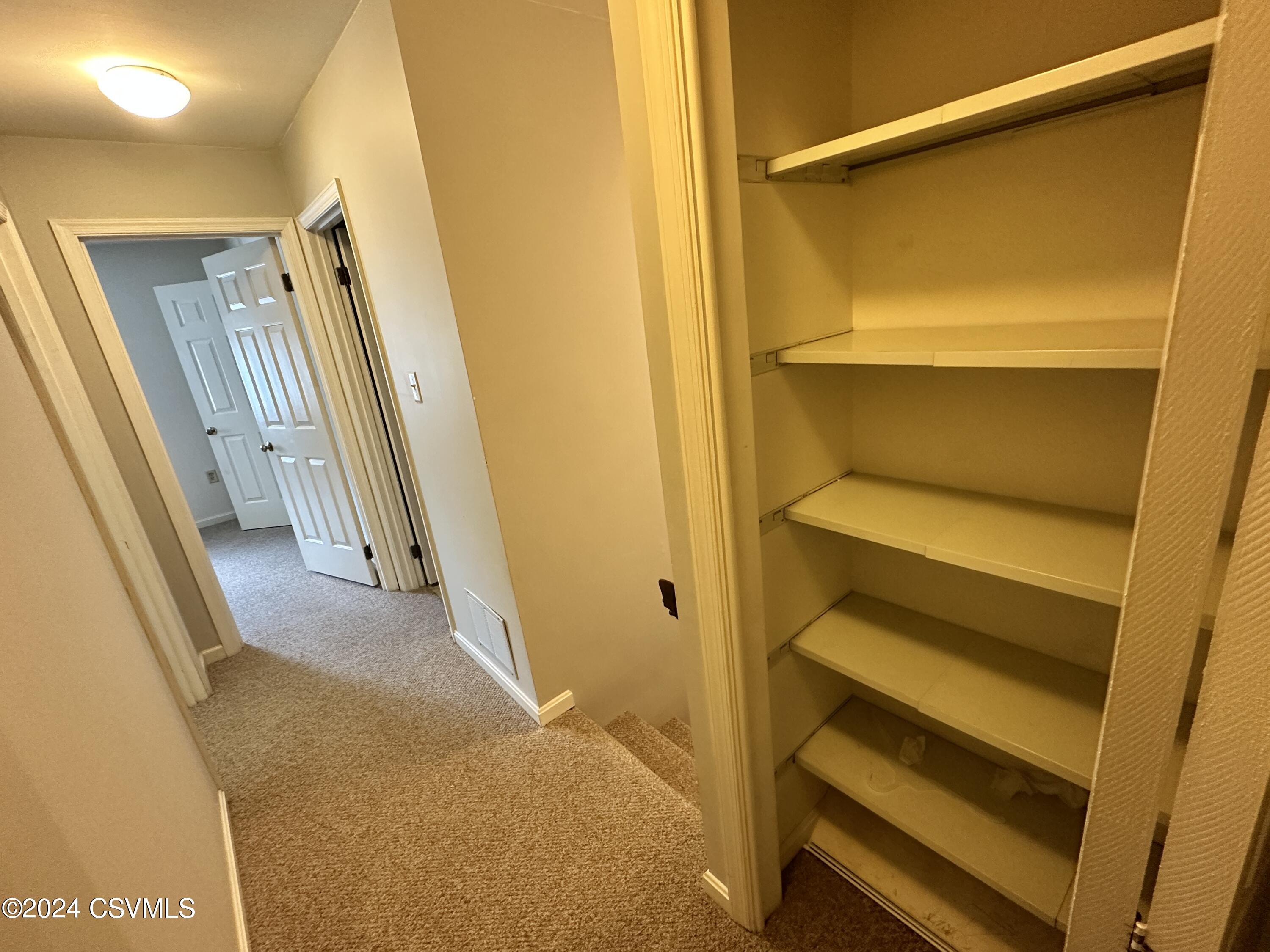 Danville, Pennsylvania 17821, United States, 2 Bedrooms Bedrooms, ,2 BathroomsBathrooms,Residential,Active,54388