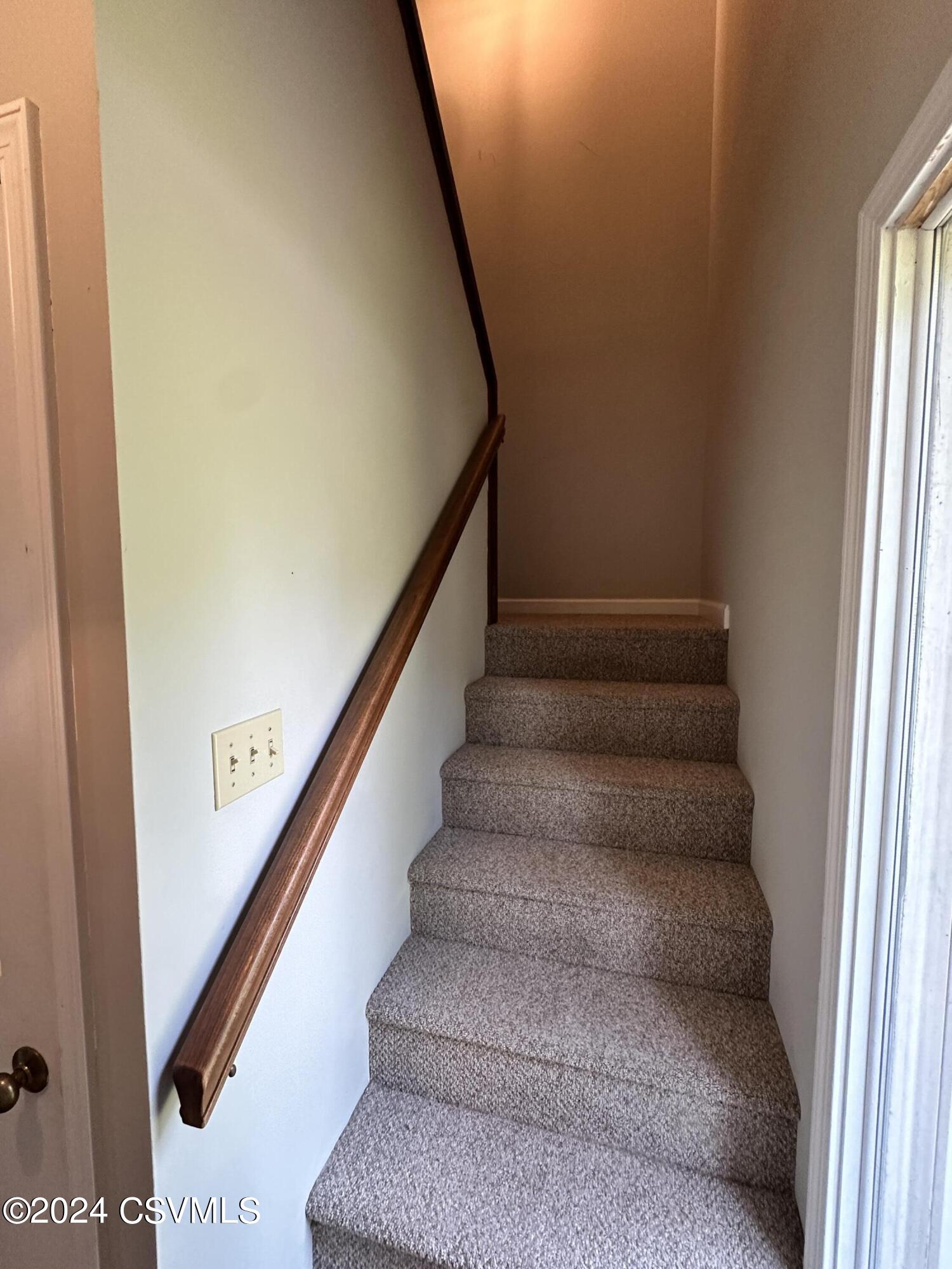 Danville, Pennsylvania 17821, United States, 2 Bedrooms Bedrooms, ,2 BathroomsBathrooms,Residential,Active,54388