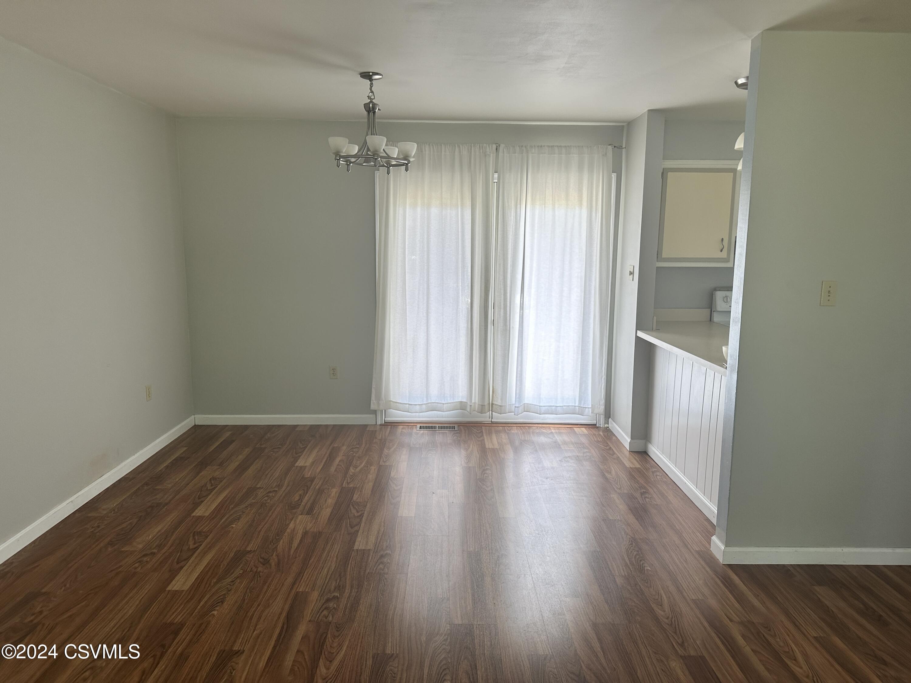 Danville, Pennsylvania 17821, United States, 2 Bedrooms Bedrooms, ,2 BathroomsBathrooms,Residential,Active,54388