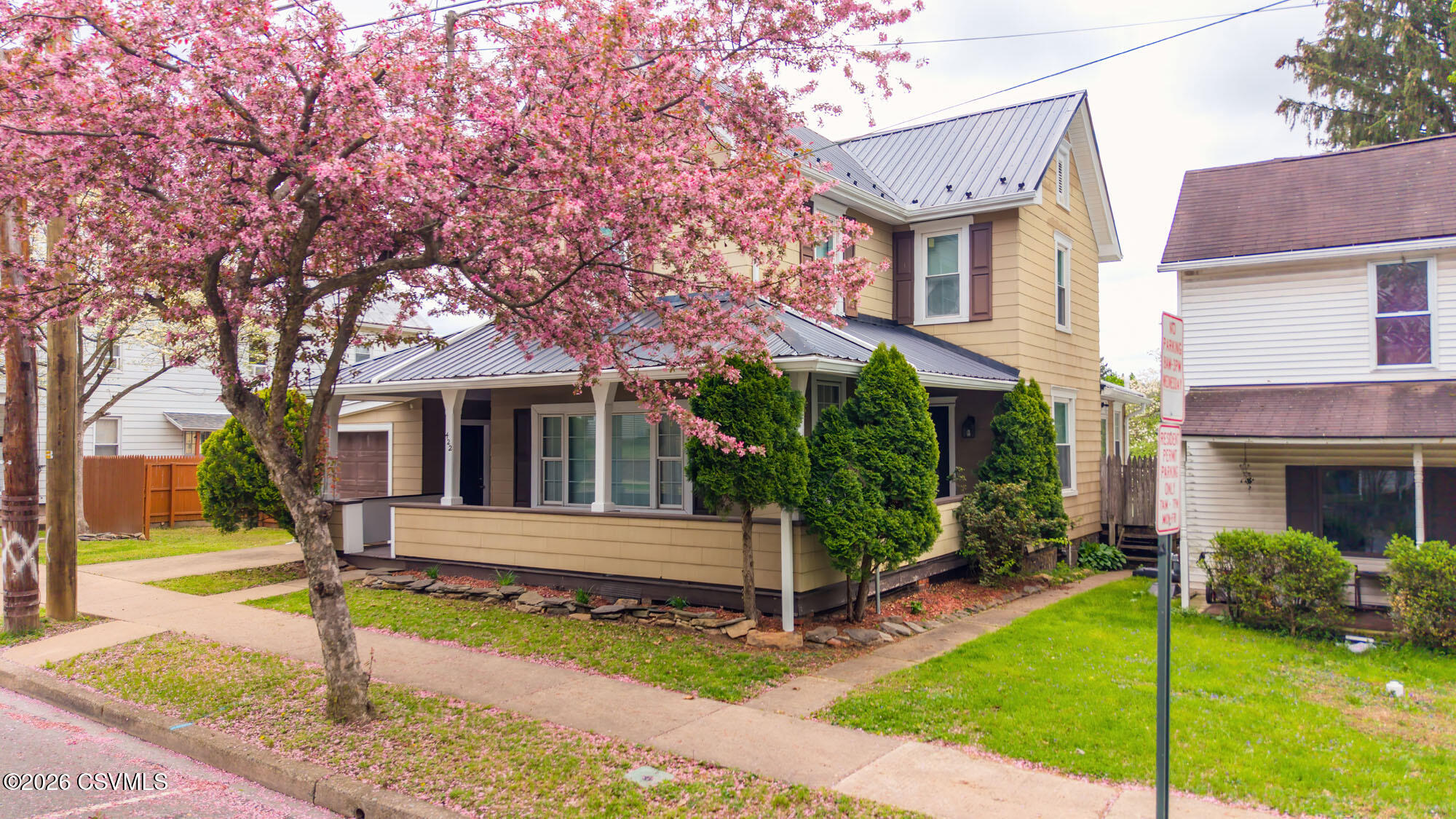 Properties 3 422 e 4th street