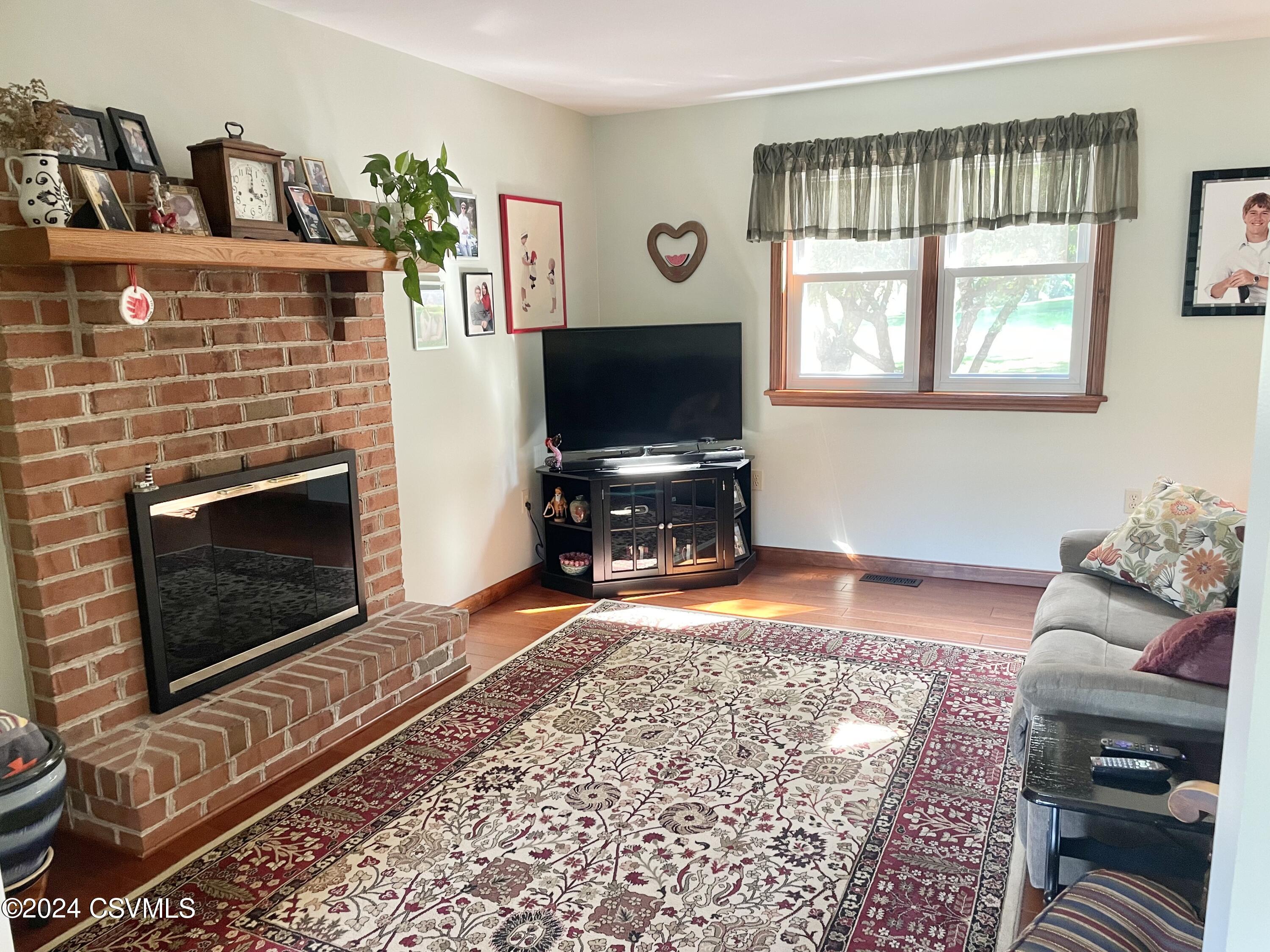 Winfield, Pennsylvania 17889, United States, 3 Bedrooms Bedrooms, ,3 BathroomsBathrooms,Residential,Active,49206