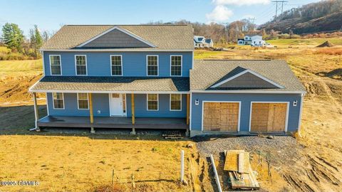 Nescopeck 14 13 ESTATE Way Nescopeck PA 18635