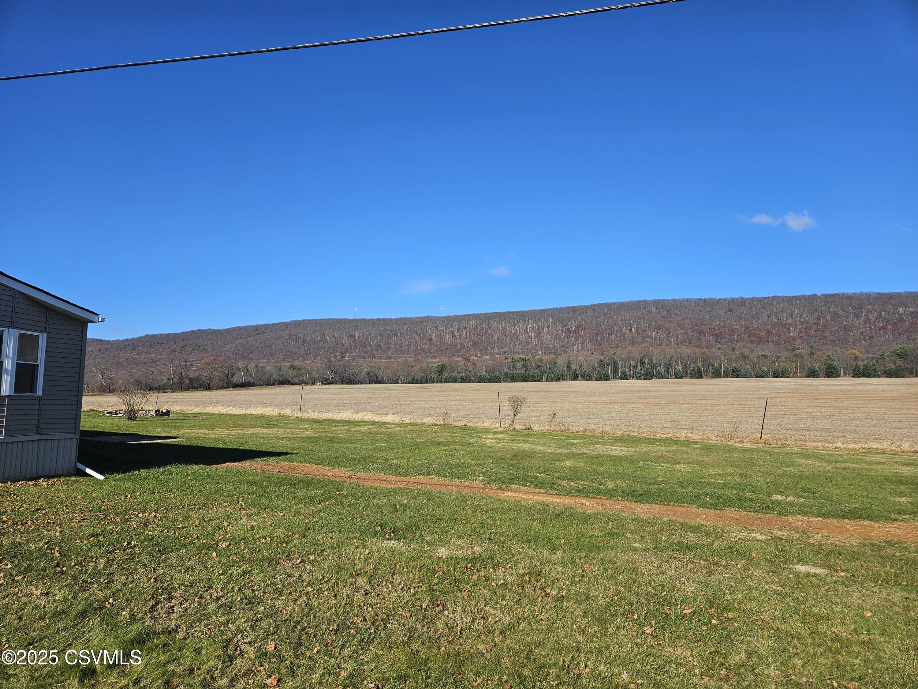 Properties 4 467 MOUNTAIN Road