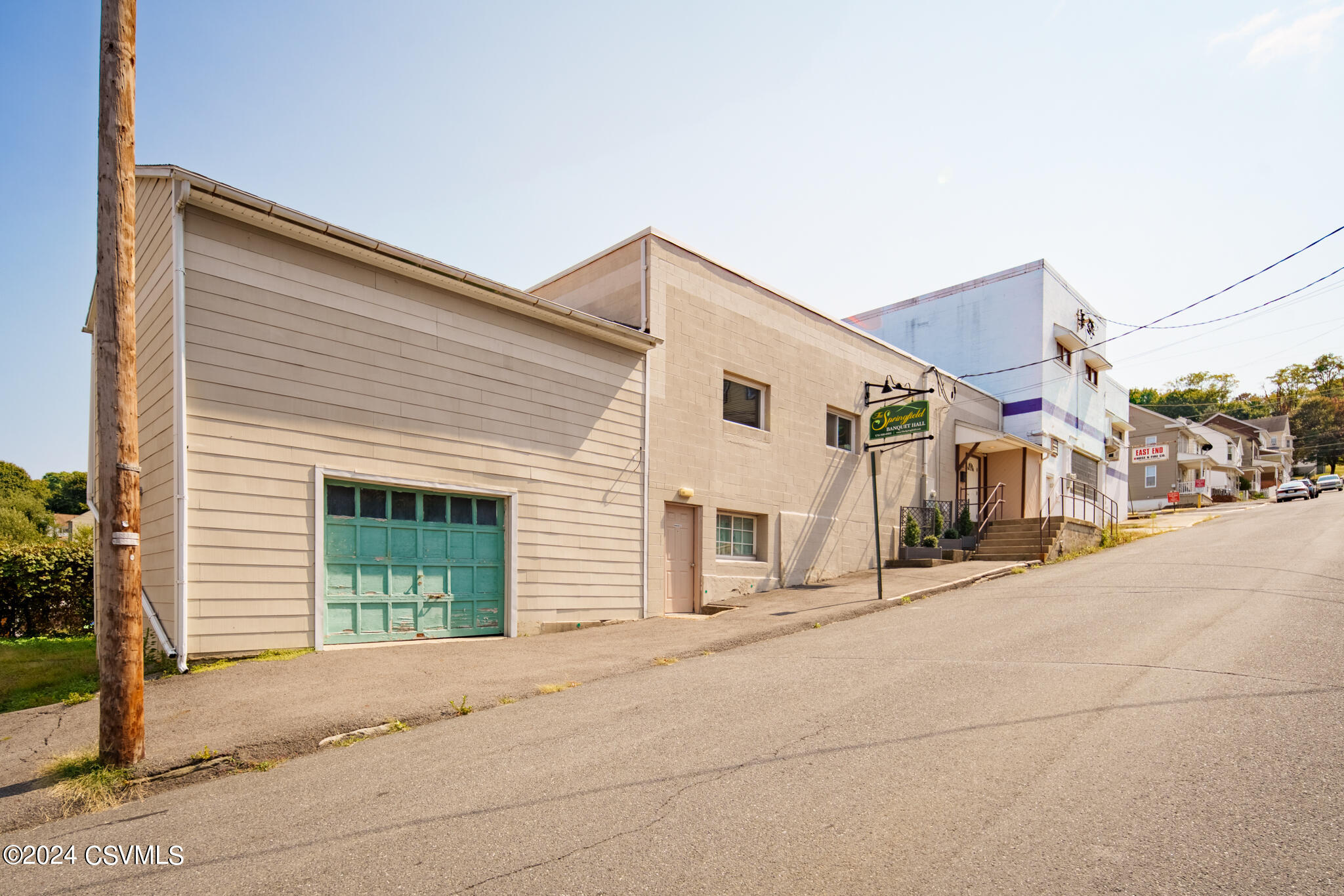 Properties 4 2203218581