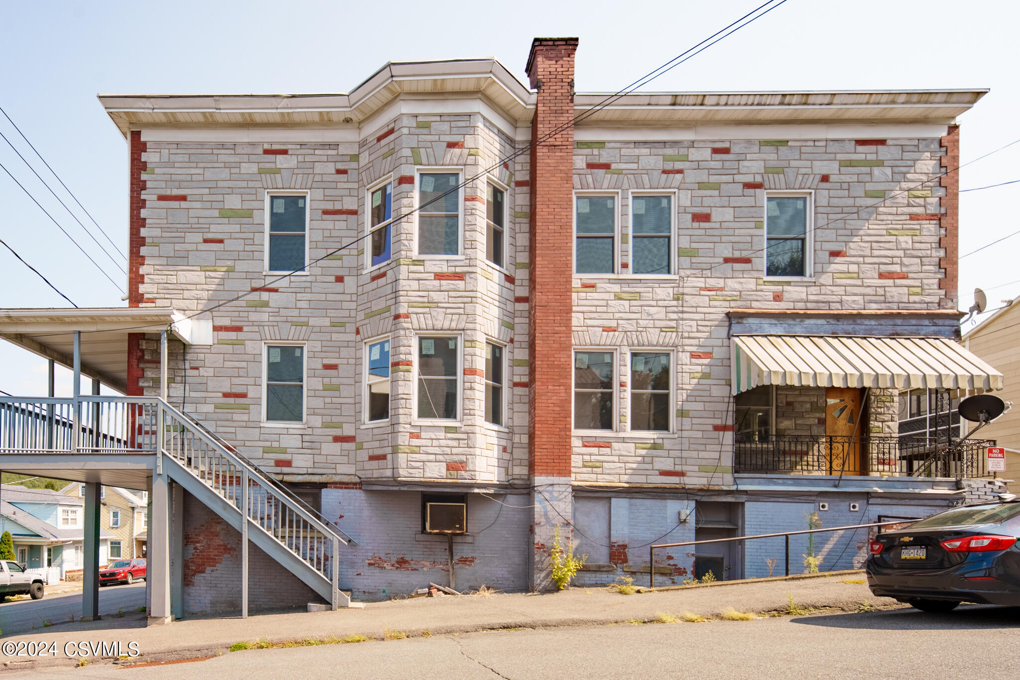 1500 PULASKI Avenue