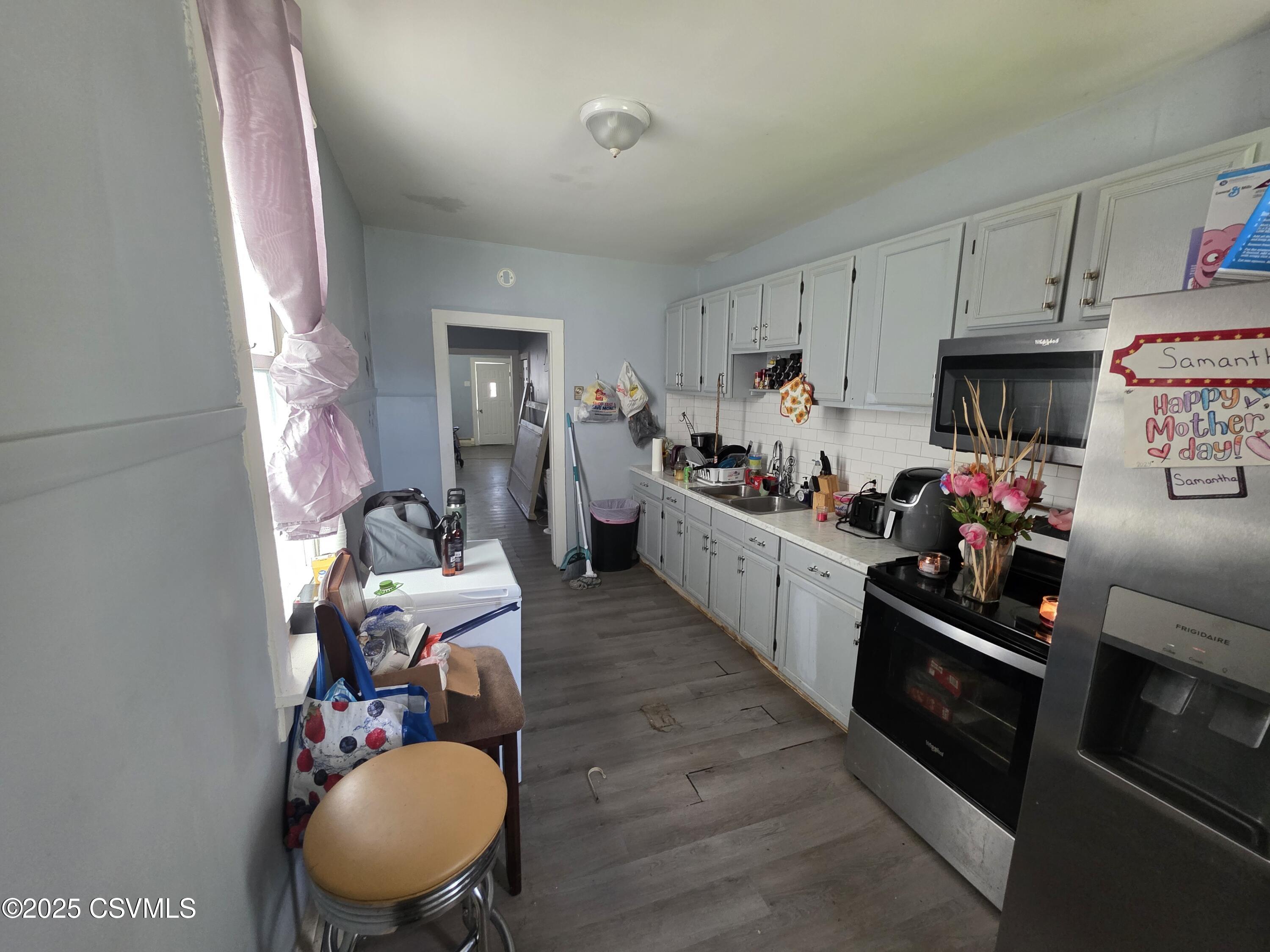 35 S SPRUCE Street