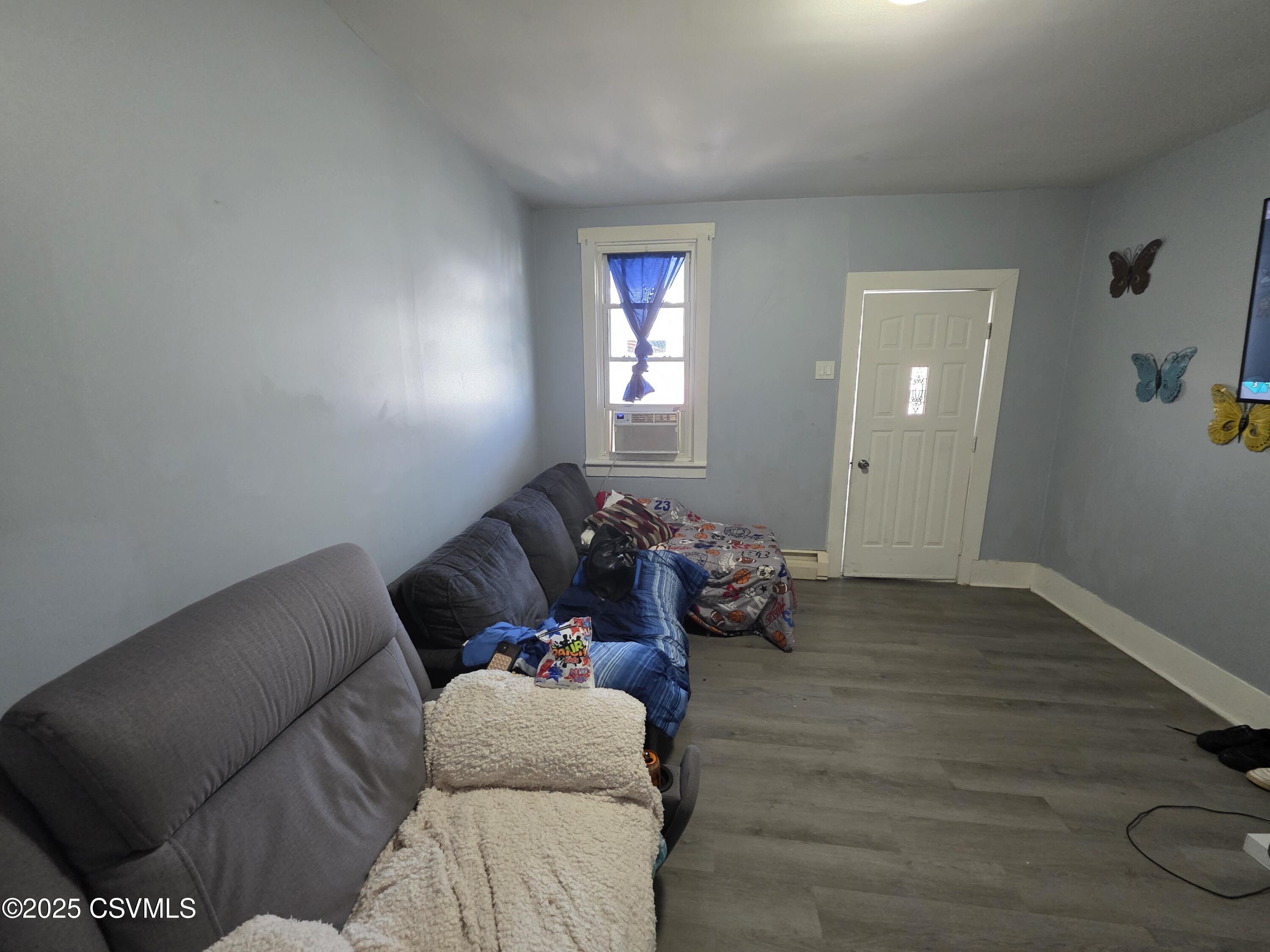 35 S SPRUCE Street