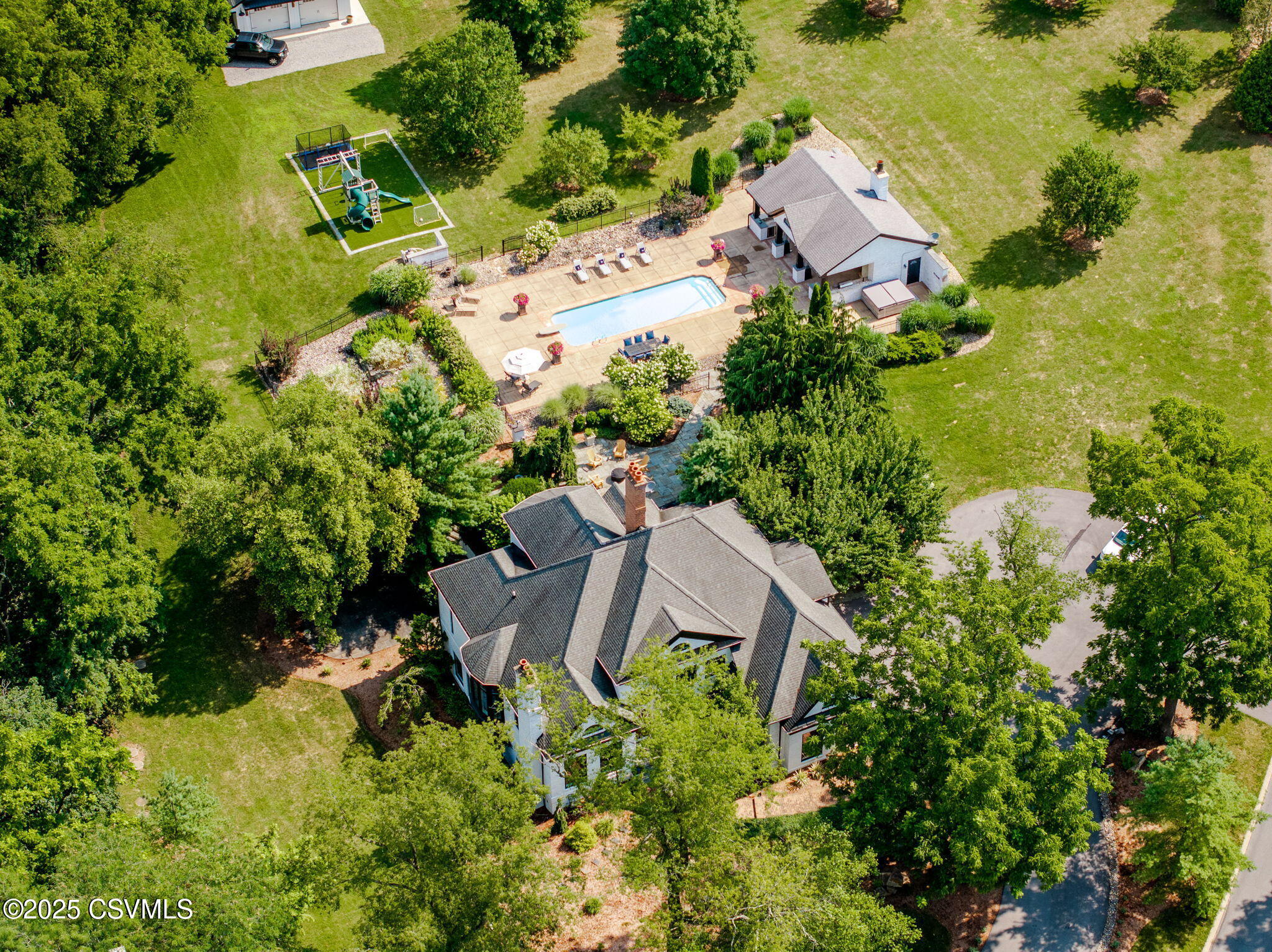 105 COUNTRYSIDE Lane