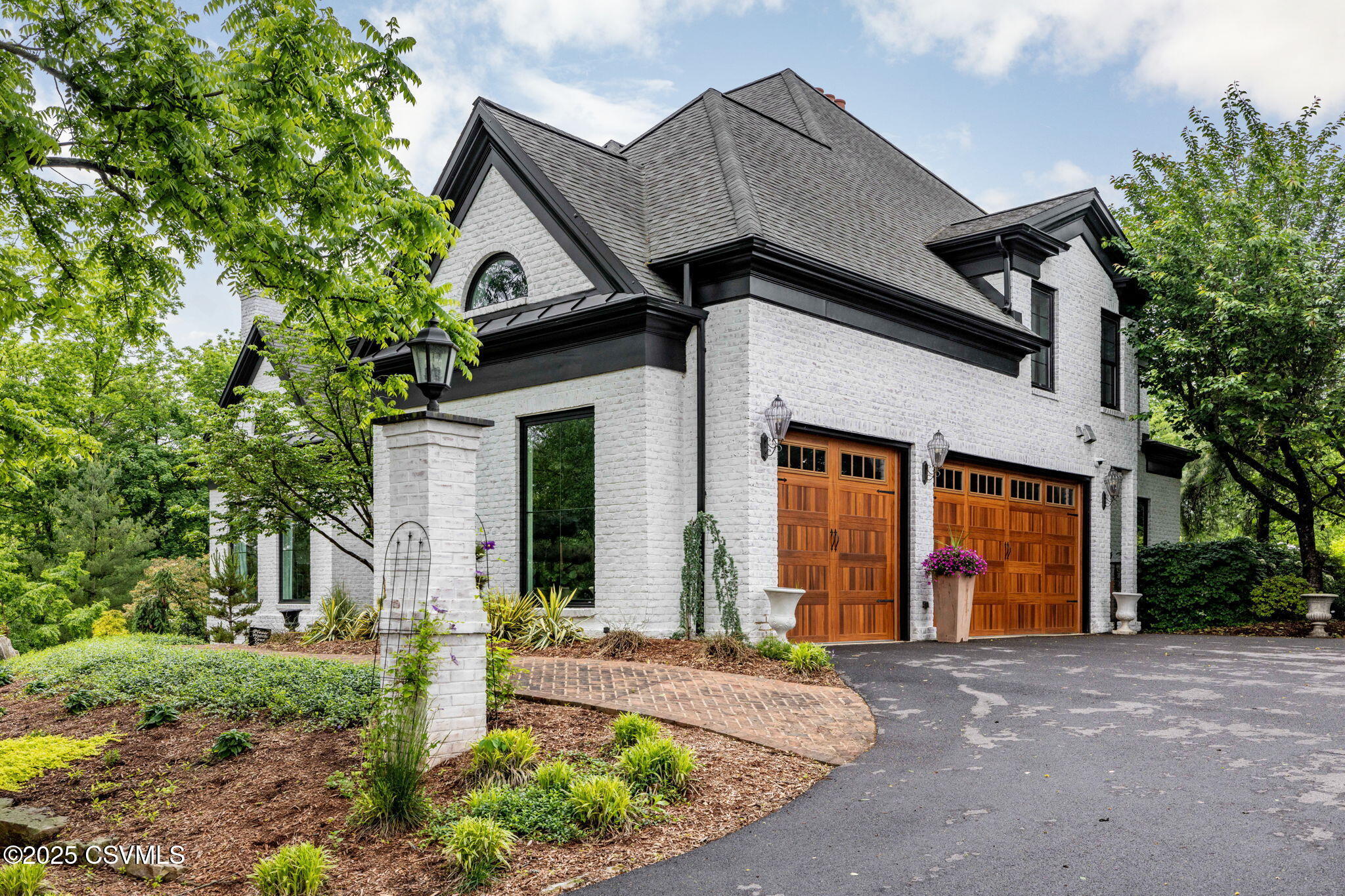 105 COUNTRYSIDE Lane